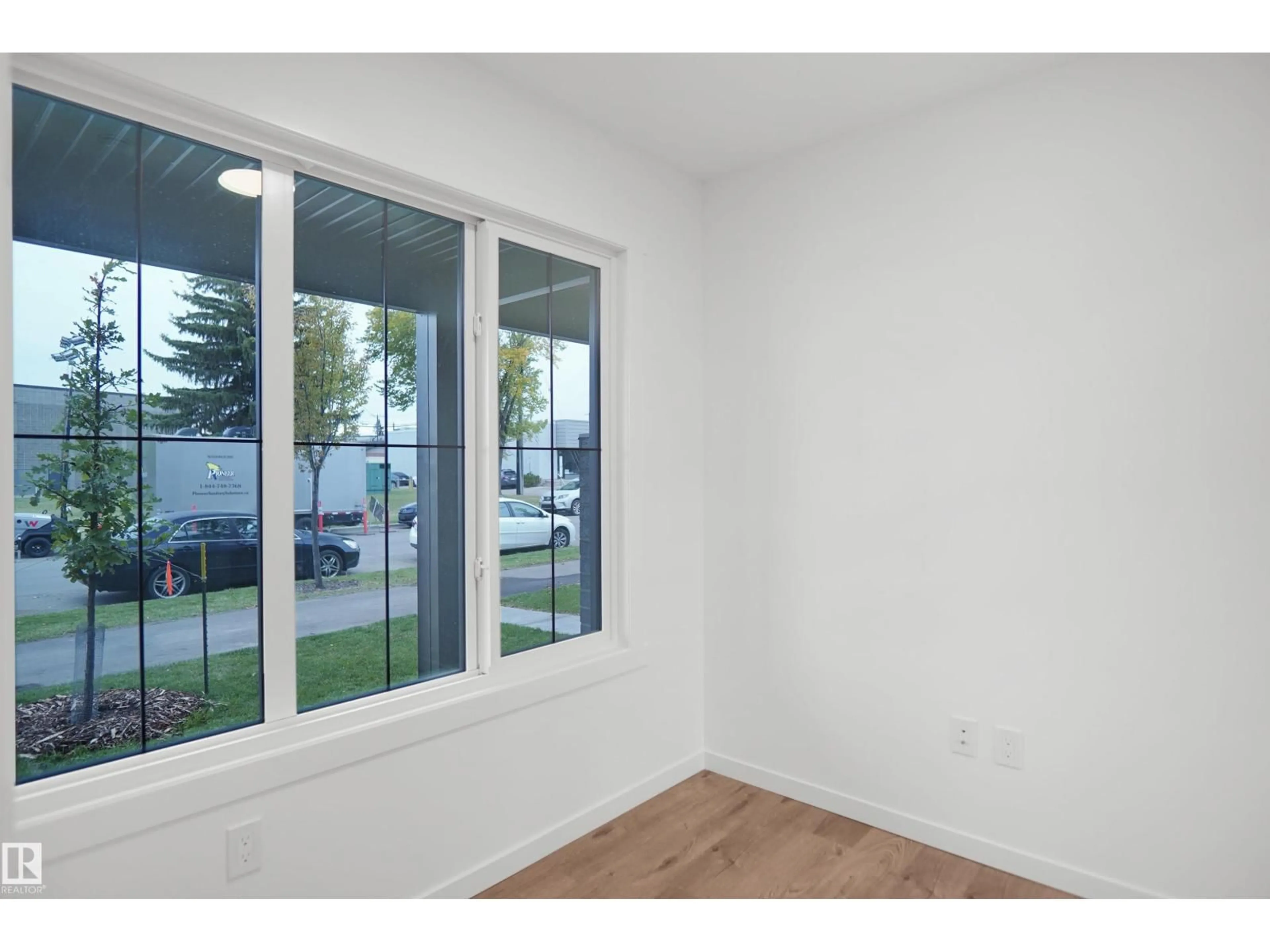 A pic of a room for #3 - 29 AIRPORT RD, Edmonton Alberta T5G2P9