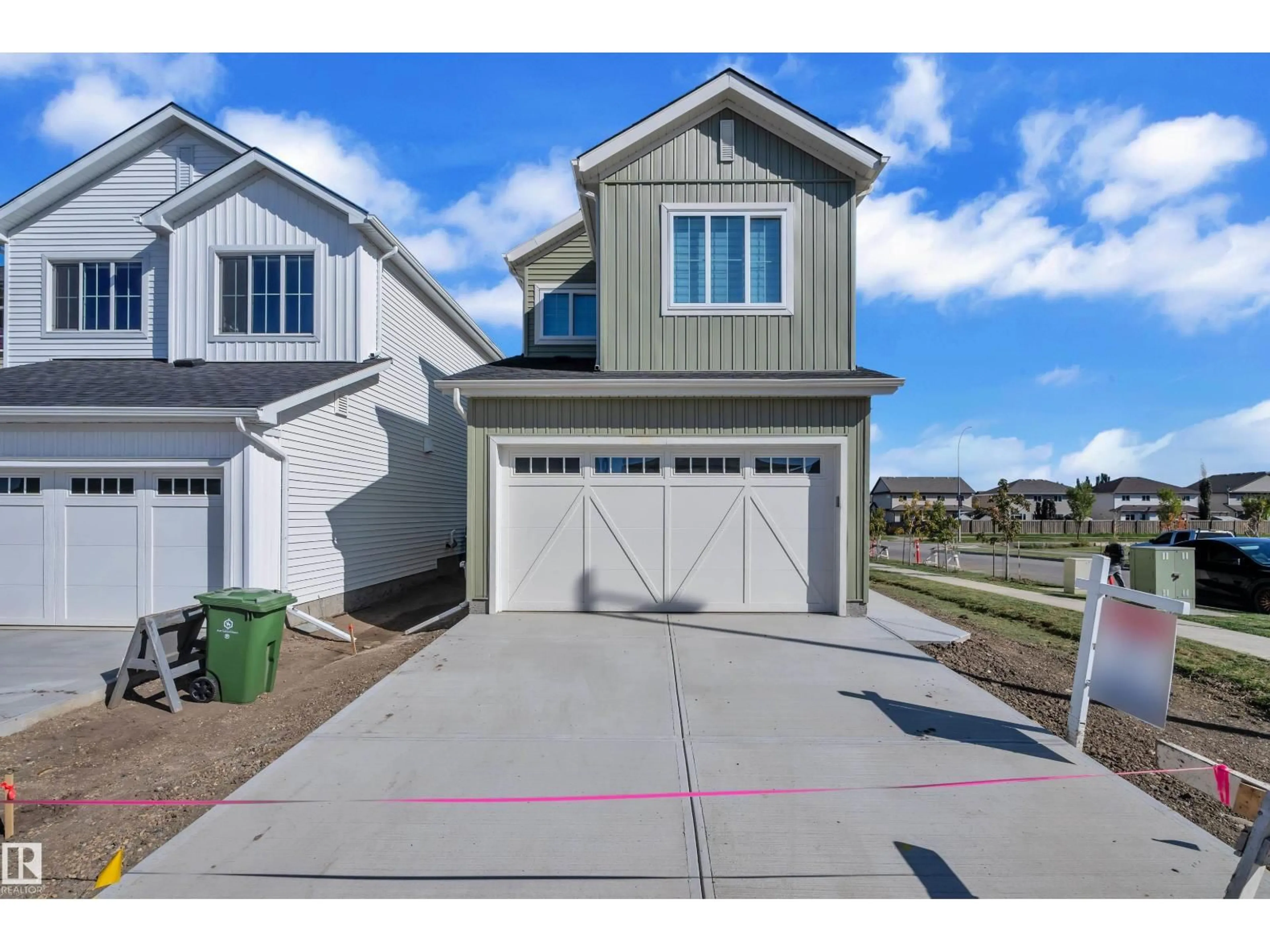 Home with vinyl exterior material, street for 141 ELLIOTT WYND, Fort Saskatchewan Alberta T8L1V1