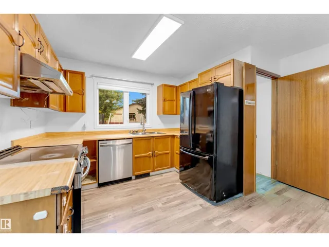 NW - 1160 35A ST, Edmonton 2