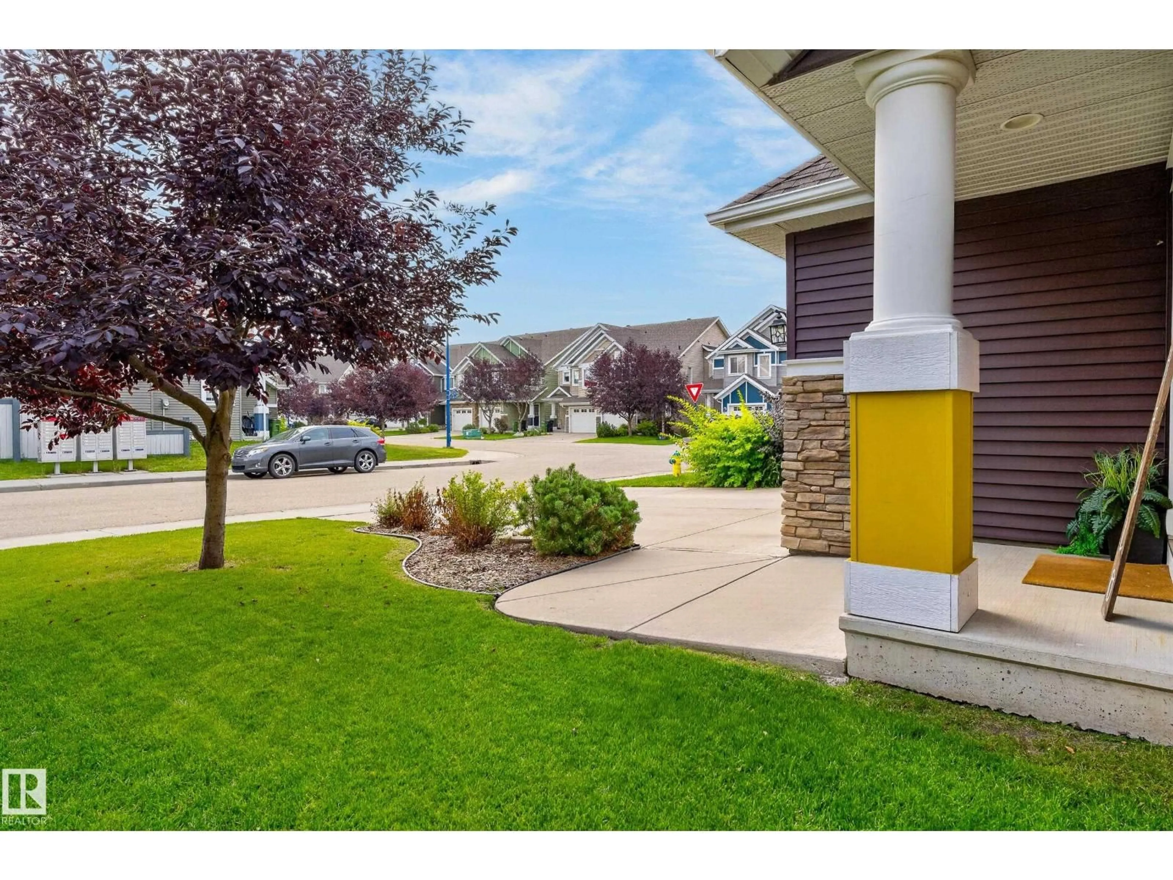 Unknown for SW - 2322 67A ST, Edmonton Alberta T6X2A9