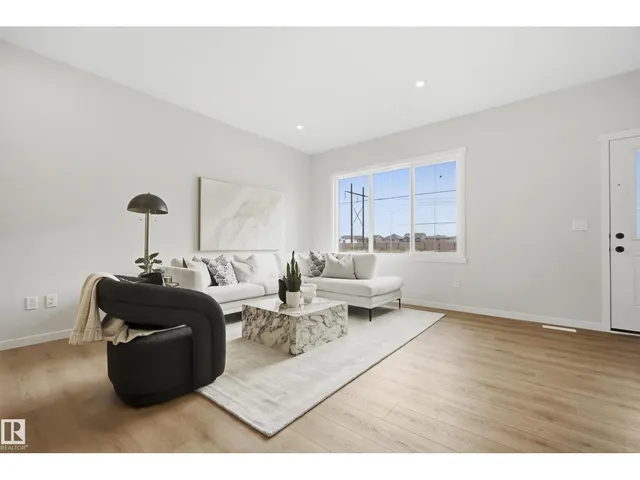 19620 30 AVENUE AVENUE, Edmonton 5