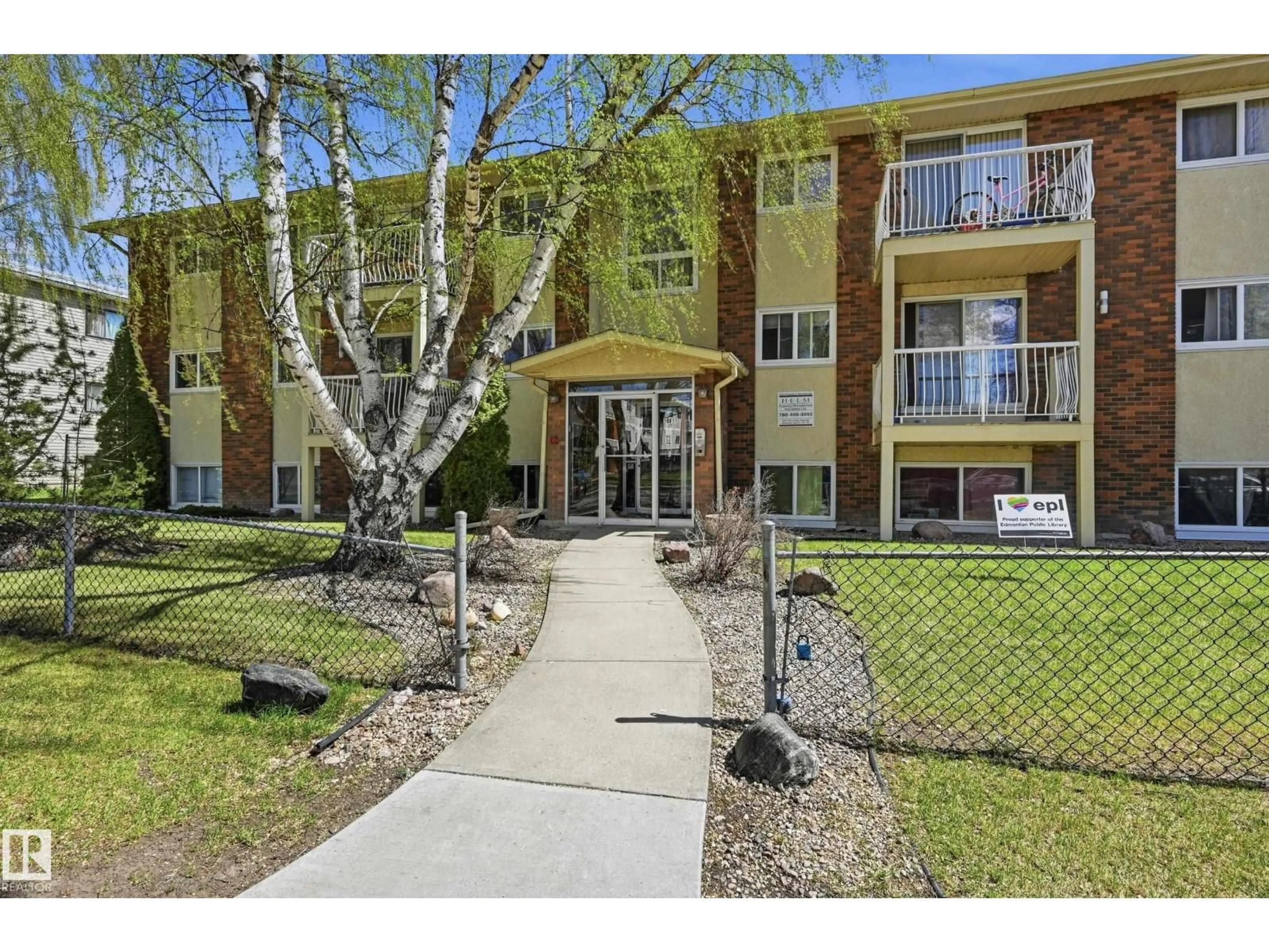 Unknown for #305 - 10811 115 ST, Edmonton Alberta T5H3L2
