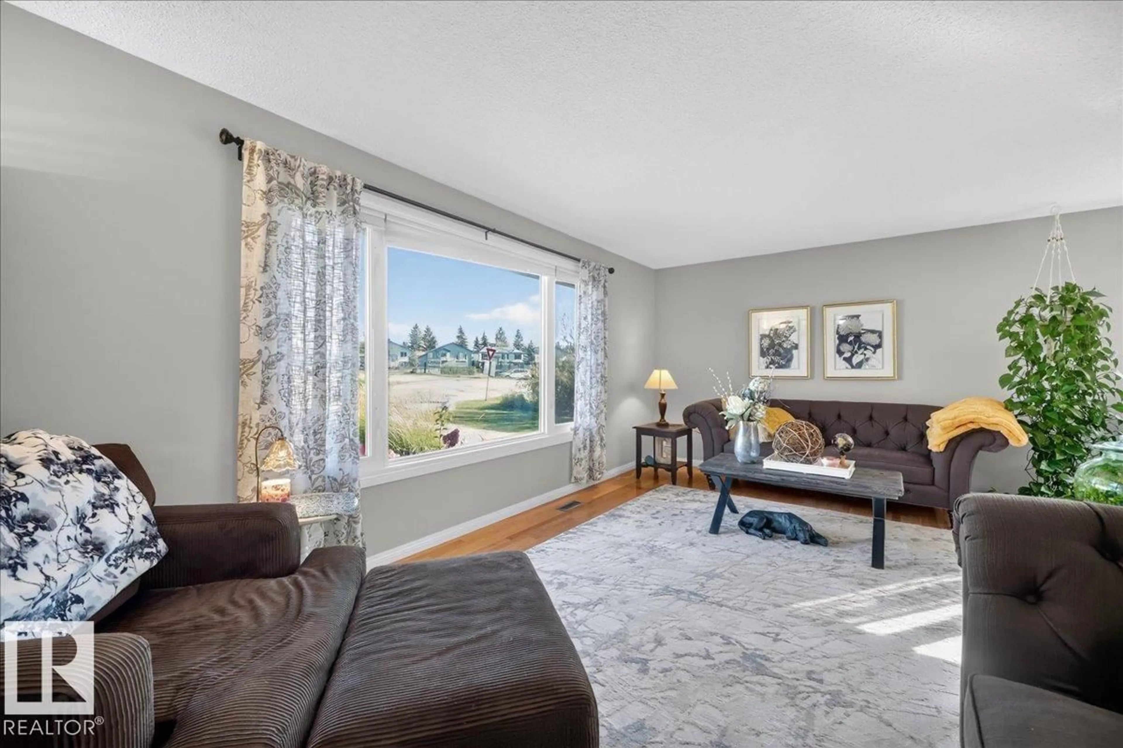 Living room with furniture, unknown for 5104 53 ST, Bon Accord Alberta T0A0K0
