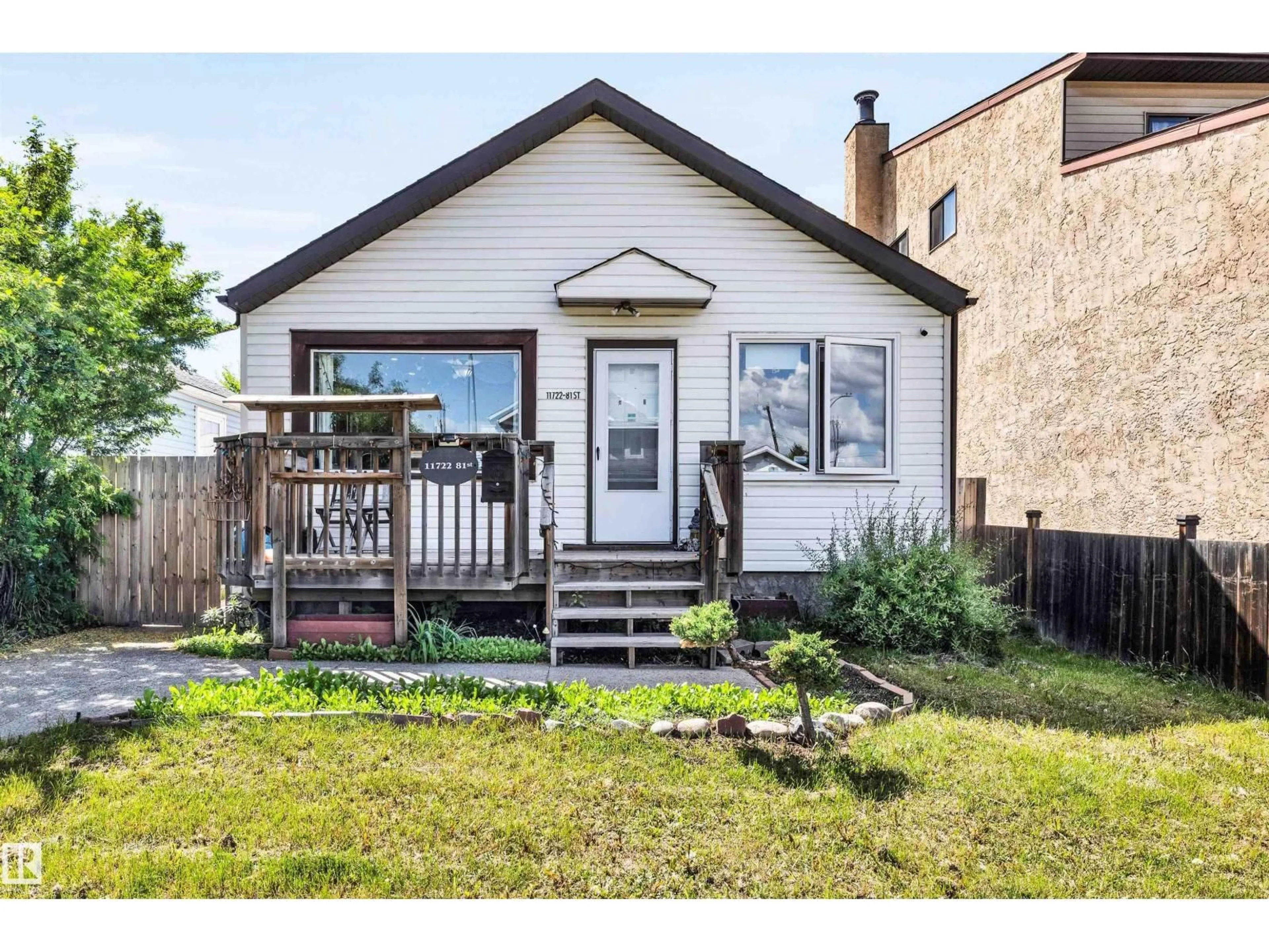 Unknown for 11722 81 ST, Edmonton Alberta T5B2S4