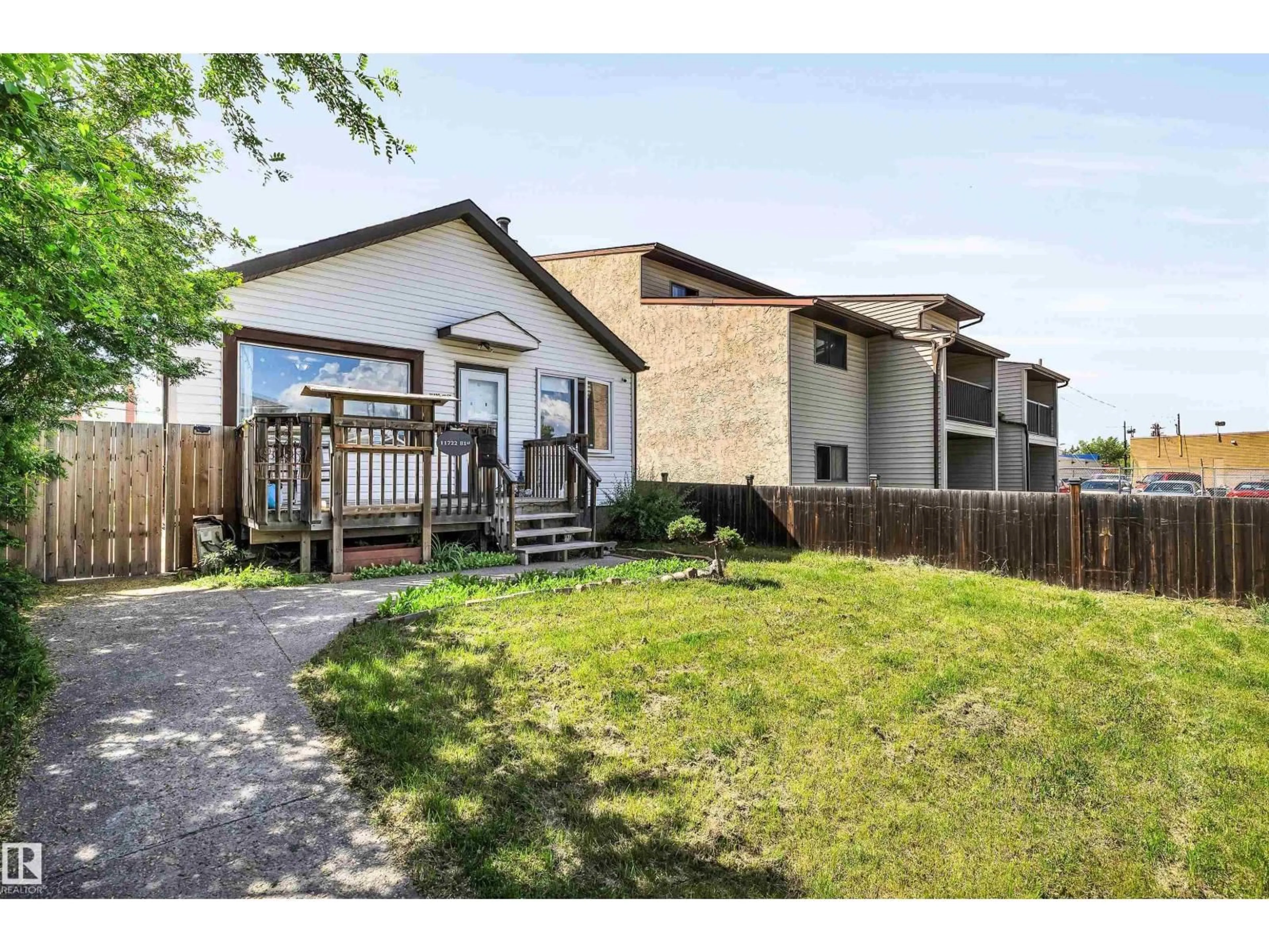 A pic from outside/outdoor area/front of a property/back of a property/a pic from drone, street for 11722 81 ST, Edmonton Alberta T5B2S4