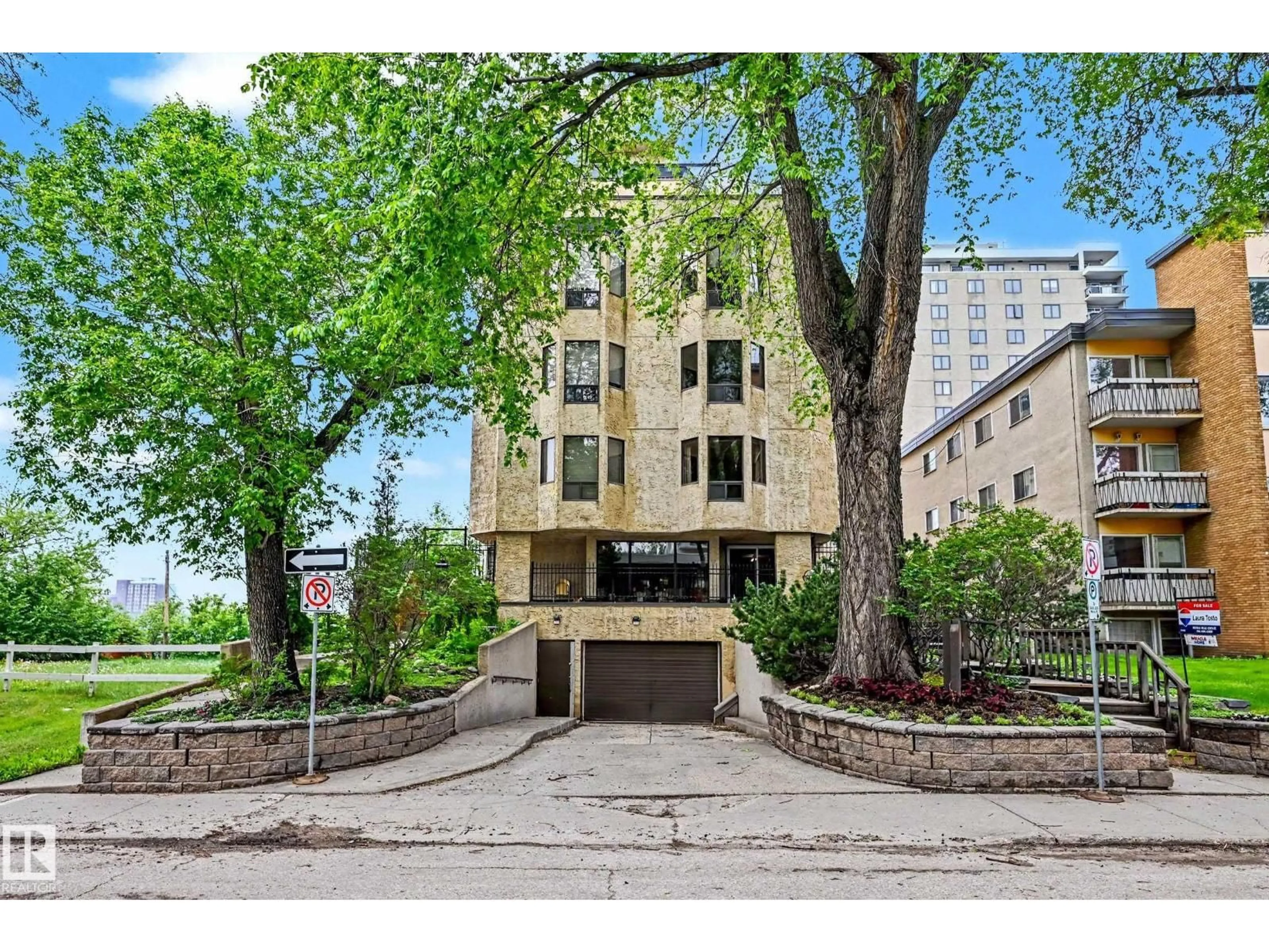 Unknown for #3 - 9734 111 ST, Edmonton Alberta T5K1J8