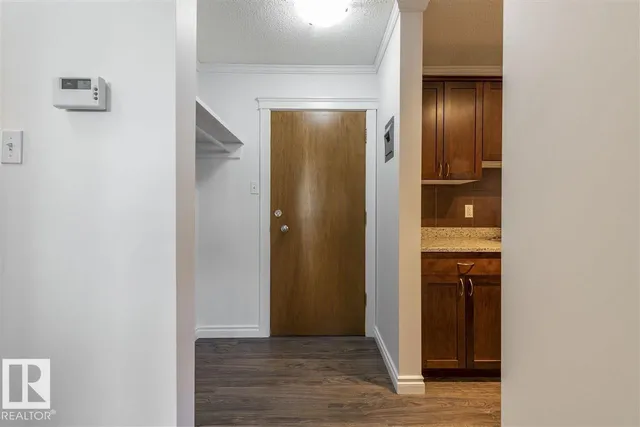 #102 - 10633 81 AV, Edmonton 3
