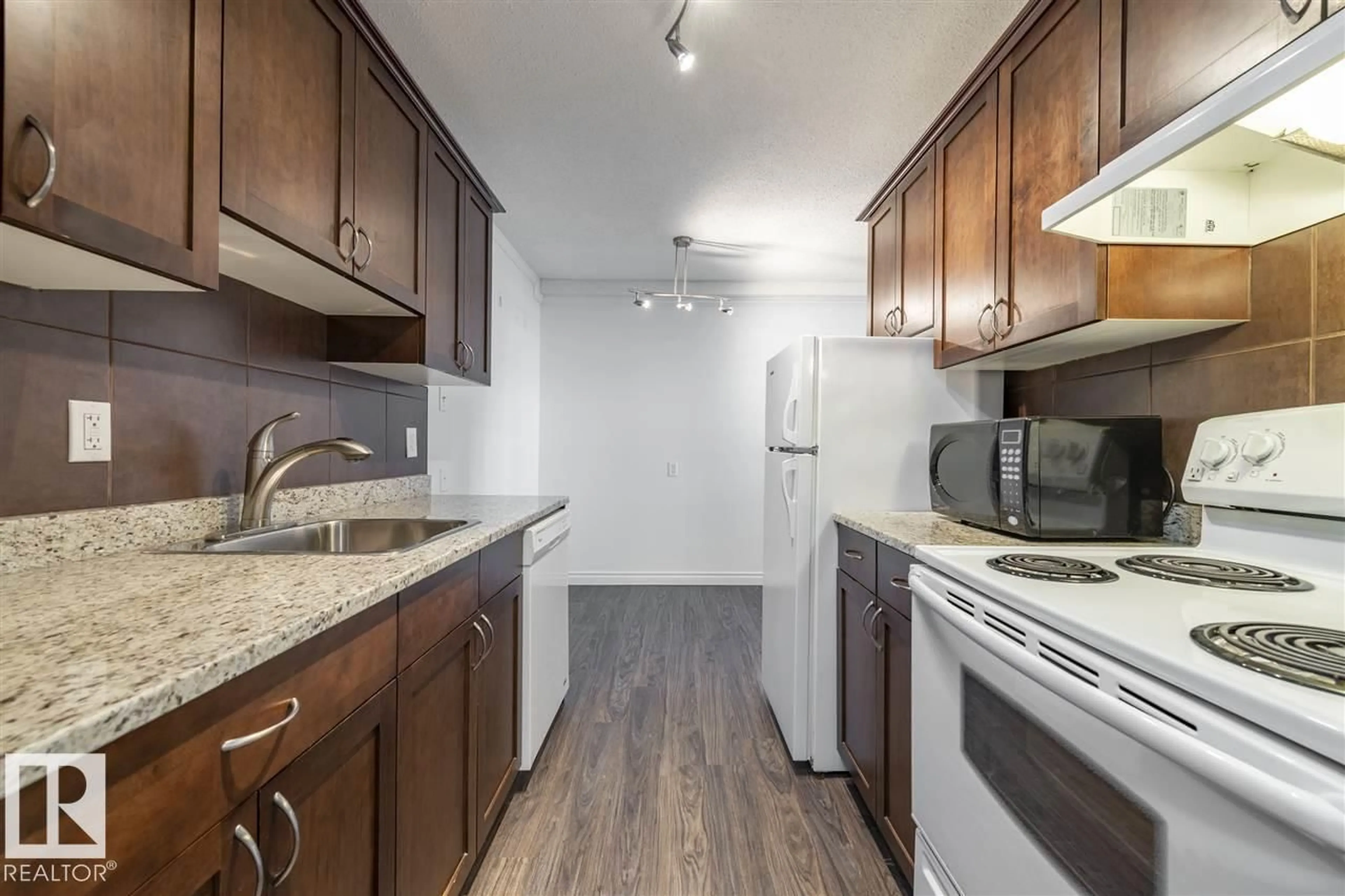 Standard kitchen, unknown for #102 - 10633 81 AV, Edmonton Alberta T6E1Y1