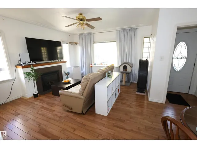 NW - 12229 88 ST, Edmonton 4