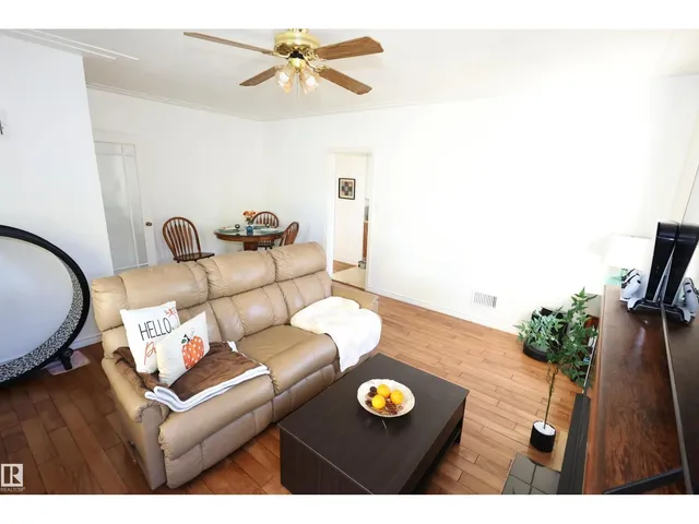 NW - 12229 88 ST, Edmonton 5