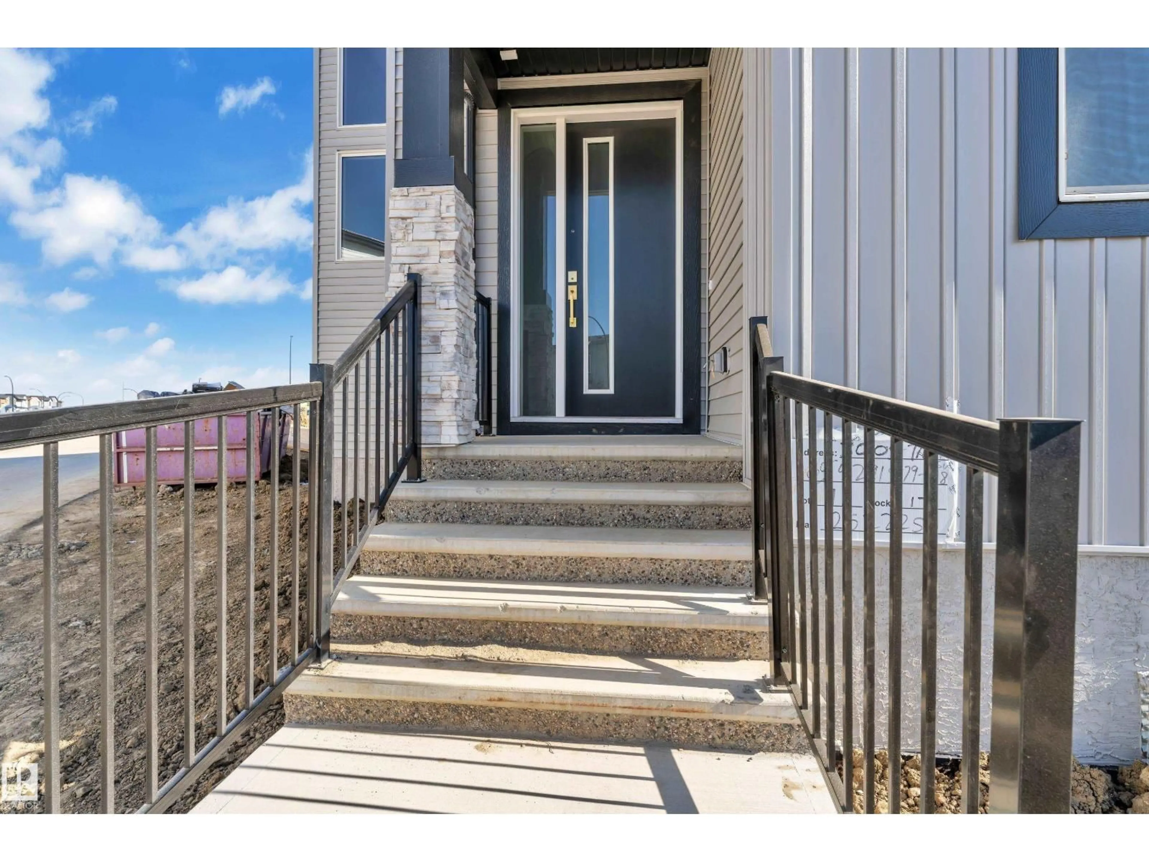 Unknown for SW - 3005 7A AVENUE, Edmonton Alberta T6X3M3