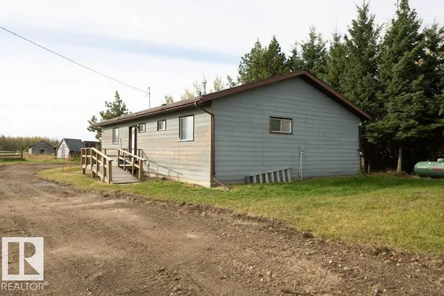 64311 RG RD 270, Rural Westlock County 3