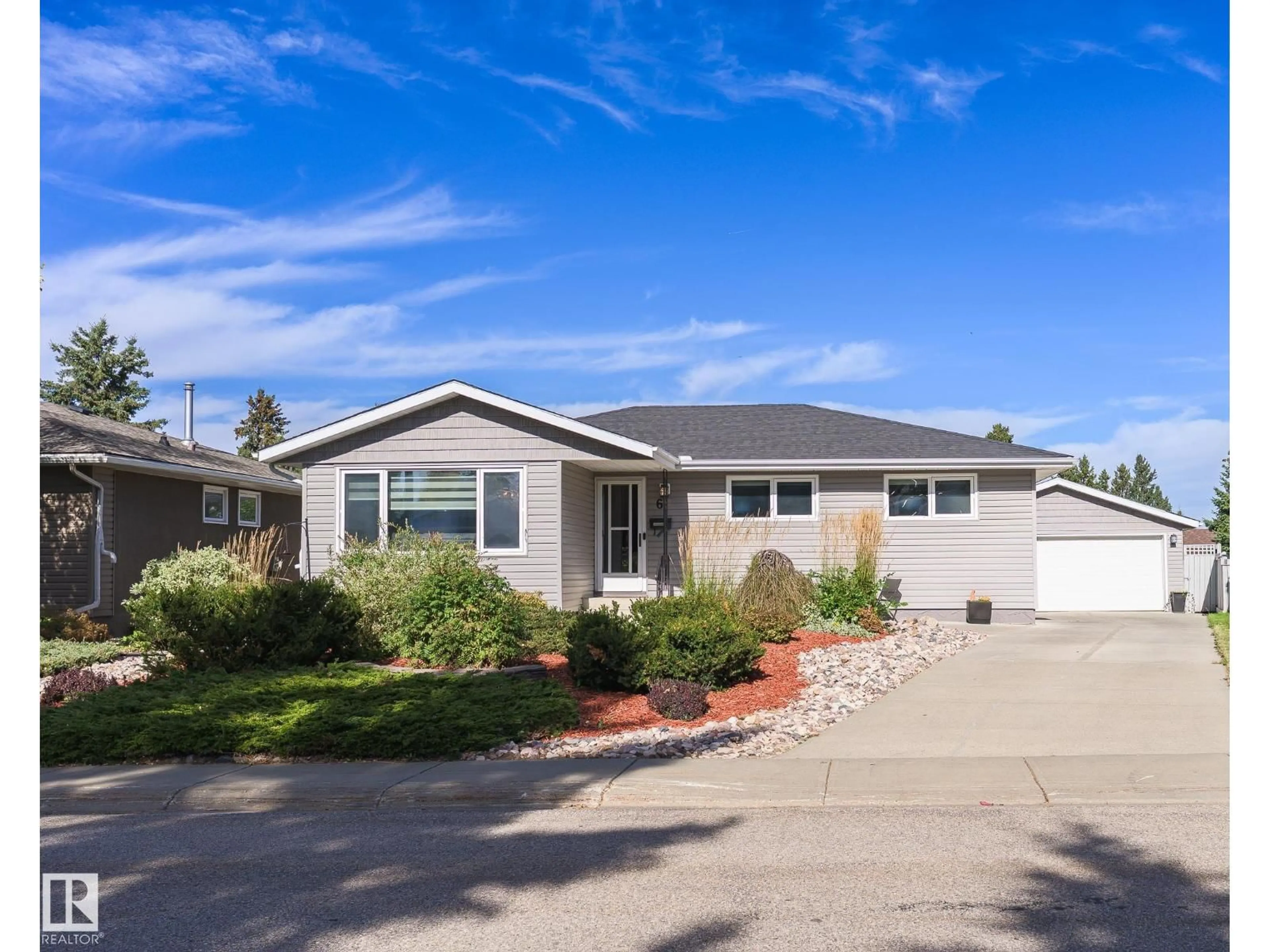 Home with vinyl exterior material, street for 6 GALEN CR, Sherwood Park Alberta T8A2L2