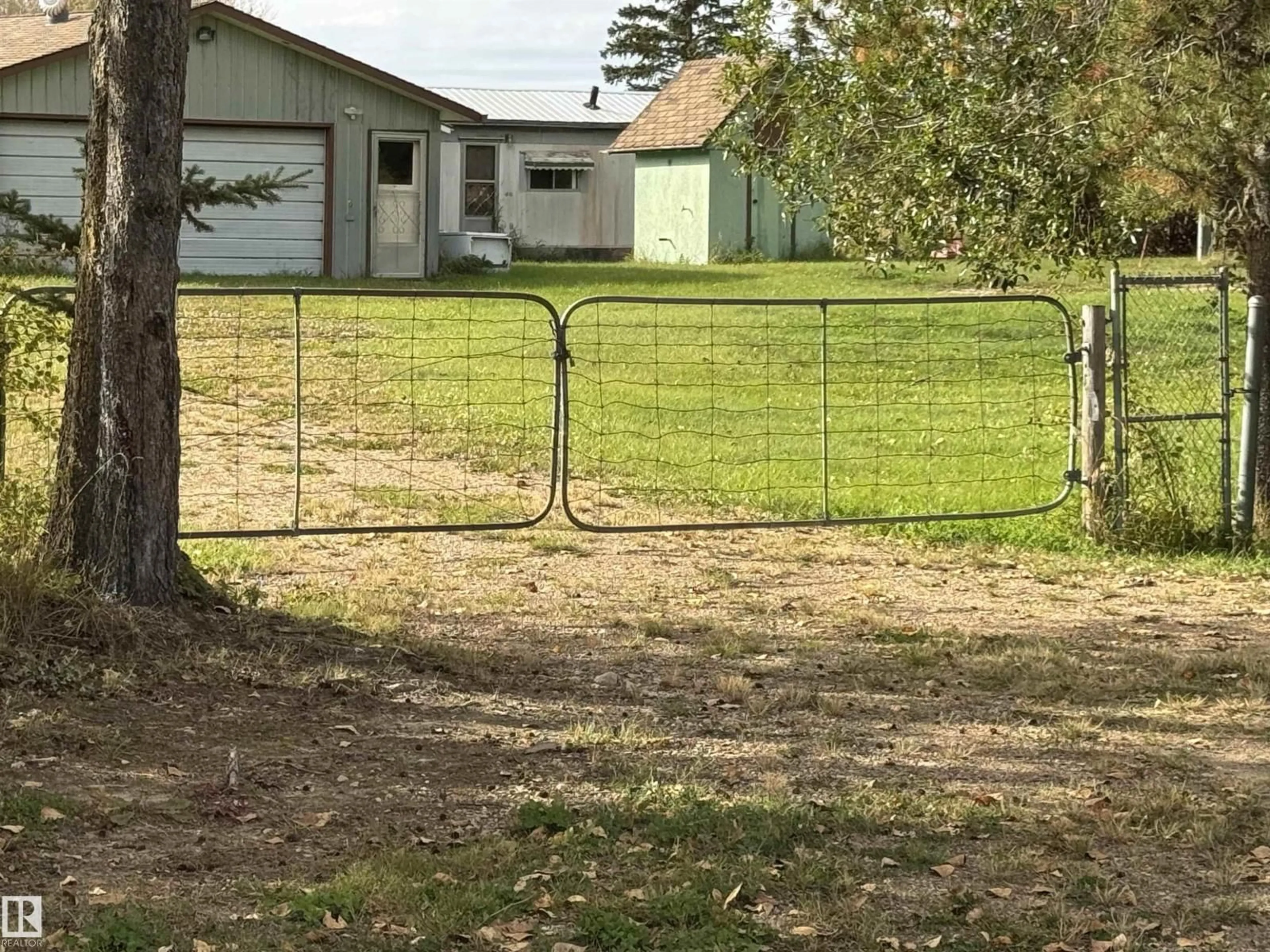 Shed for 60510 RGE RD 232, Rural Thorhild County Alberta T0A3J0