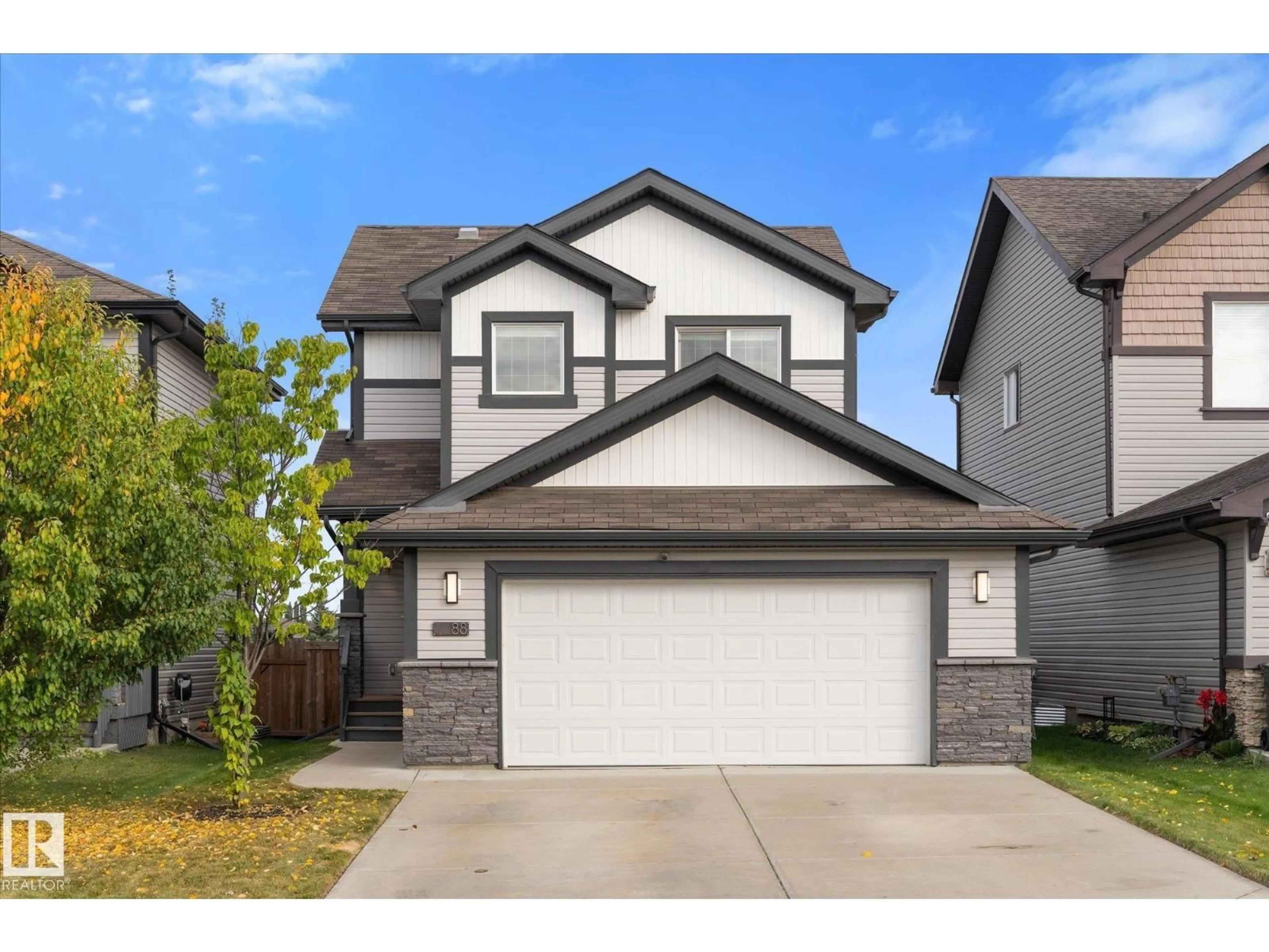 Home with vinyl exterior material, street for 88 SPRUCE RIDGE DR, Spruce Grove Alberta T7X0S5