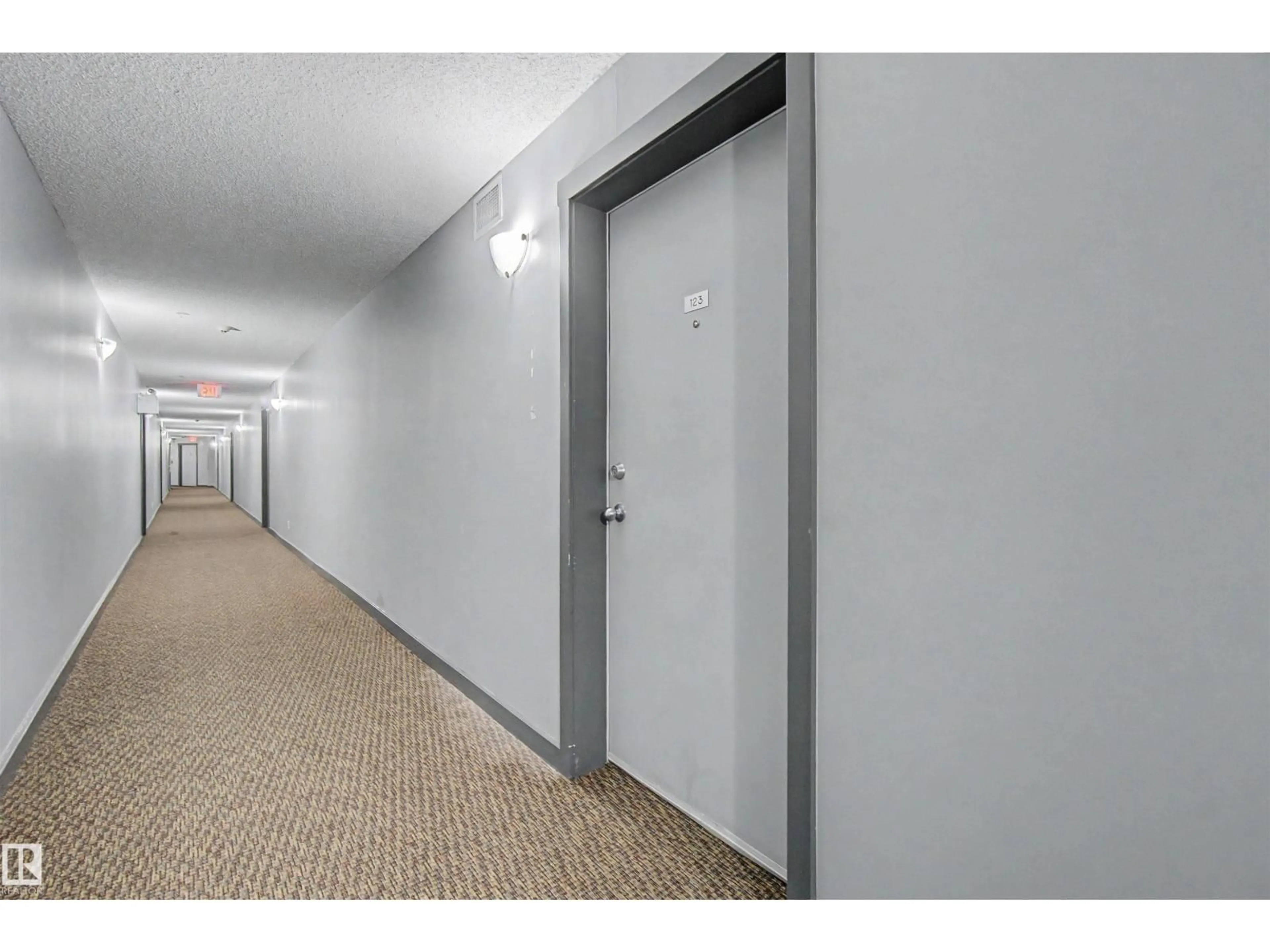 Indoor foyer for #123 - 5370 CHAPPELLE RD, Edmonton Alberta T6W3L5