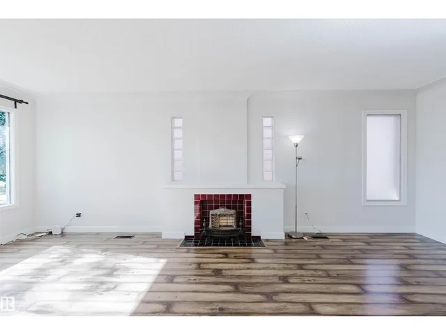 10840 74 AVE, Edmonton 3