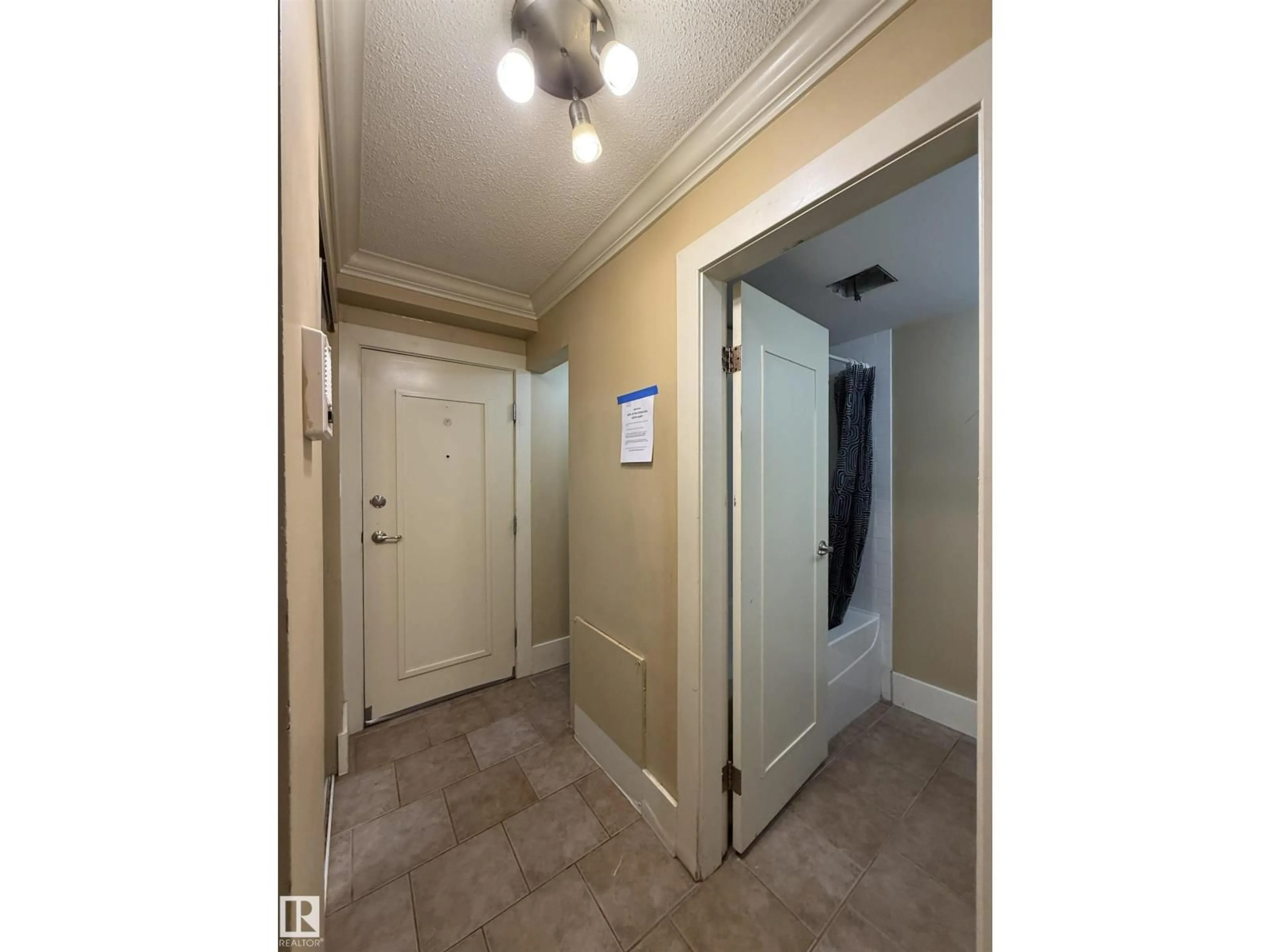 Unknown for #103 - 11916 104 ST, Edmonton Alberta T5G2L2