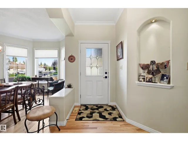 170 - 11 KINGSWOOD BV, St. Albert 5