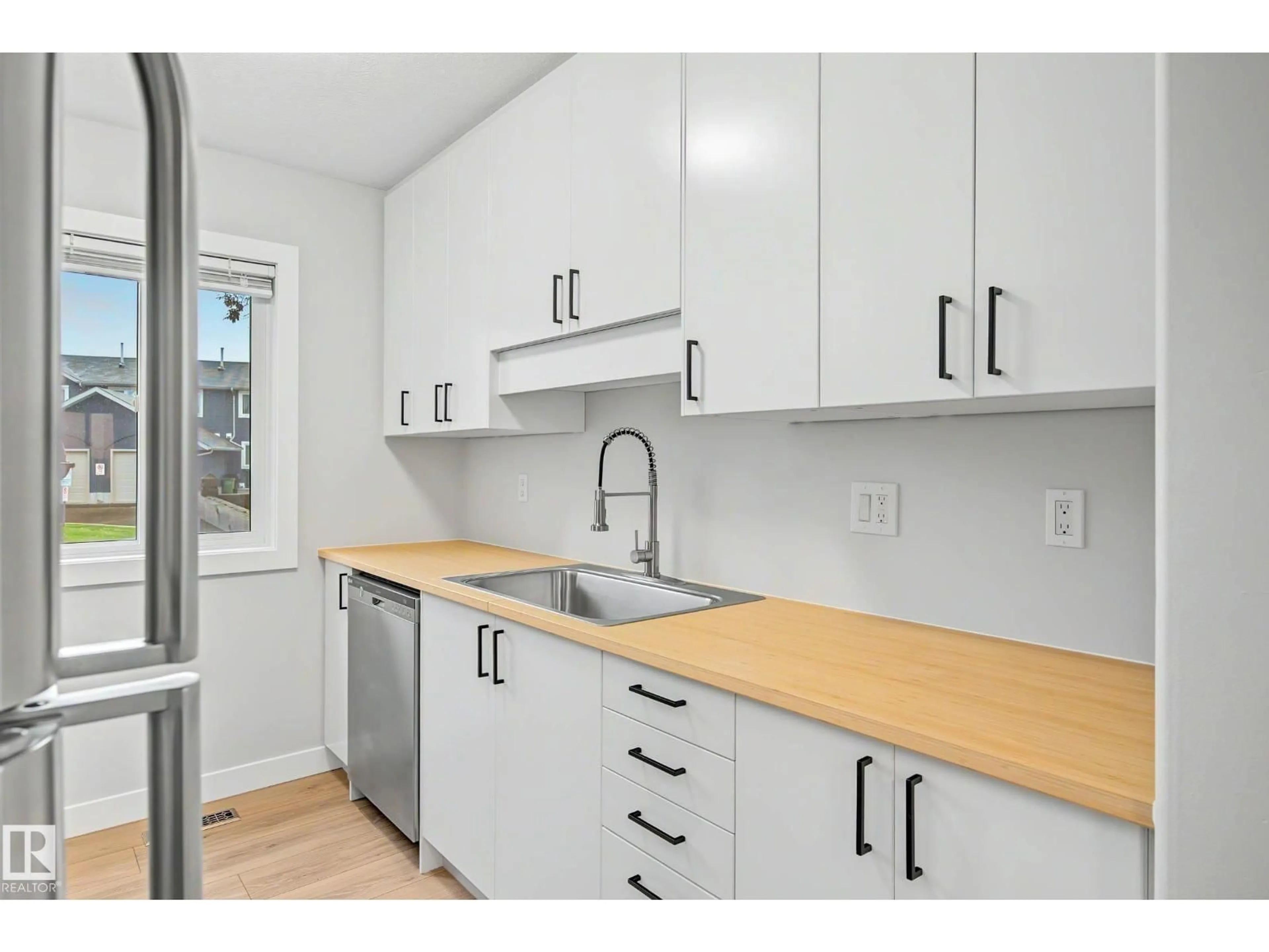 Standard kitchen, unknown for #22 - 14803 34 ST, Edmonton Alberta T5Y2L3
