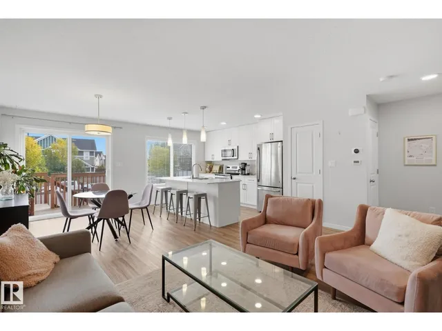 SW - 2205 82 ST, Edmonton 5