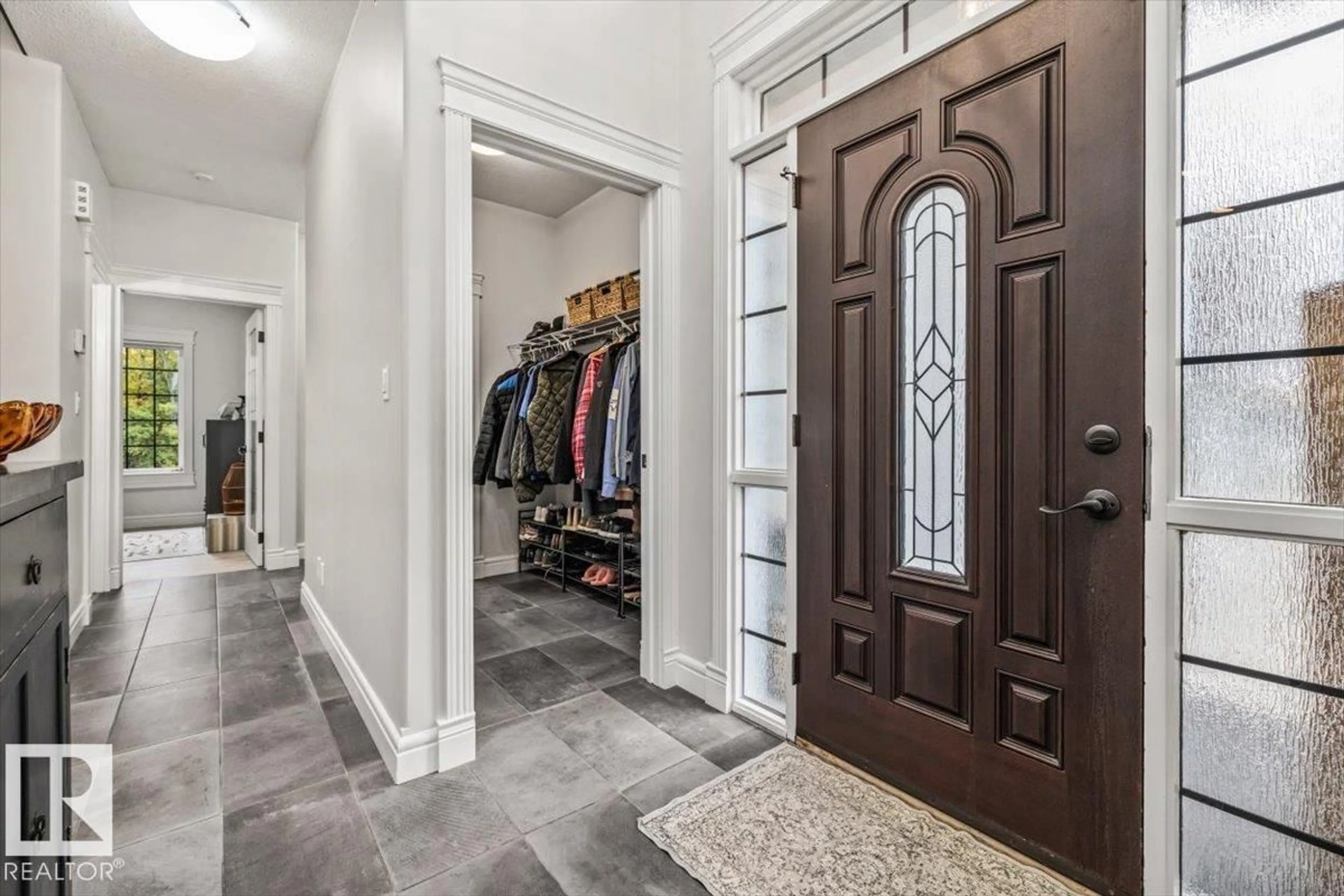 Indoor entryway for 12 51025 RGE ROAD 222, Rural Strathcona County Alberta T8C1J5