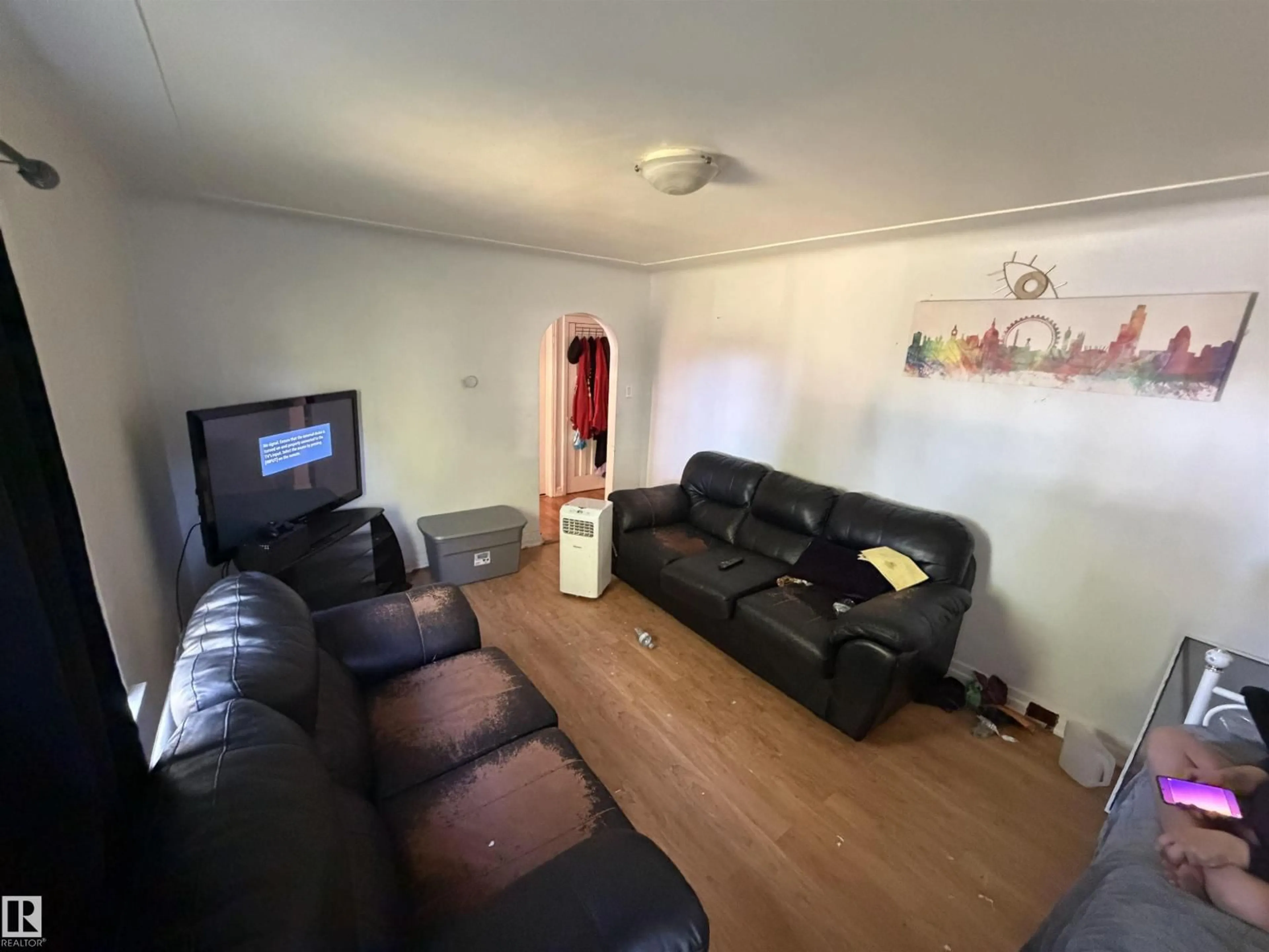 A pic of a room for NW - 12245 81 ST, Edmonton Alberta T5B2T2