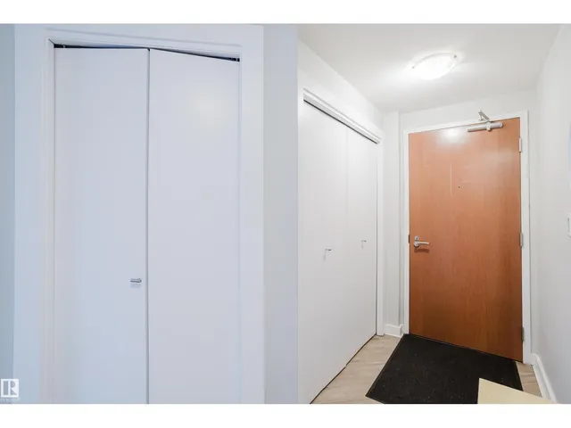 10152 - 2704 104 ST NW, Edmonton 2