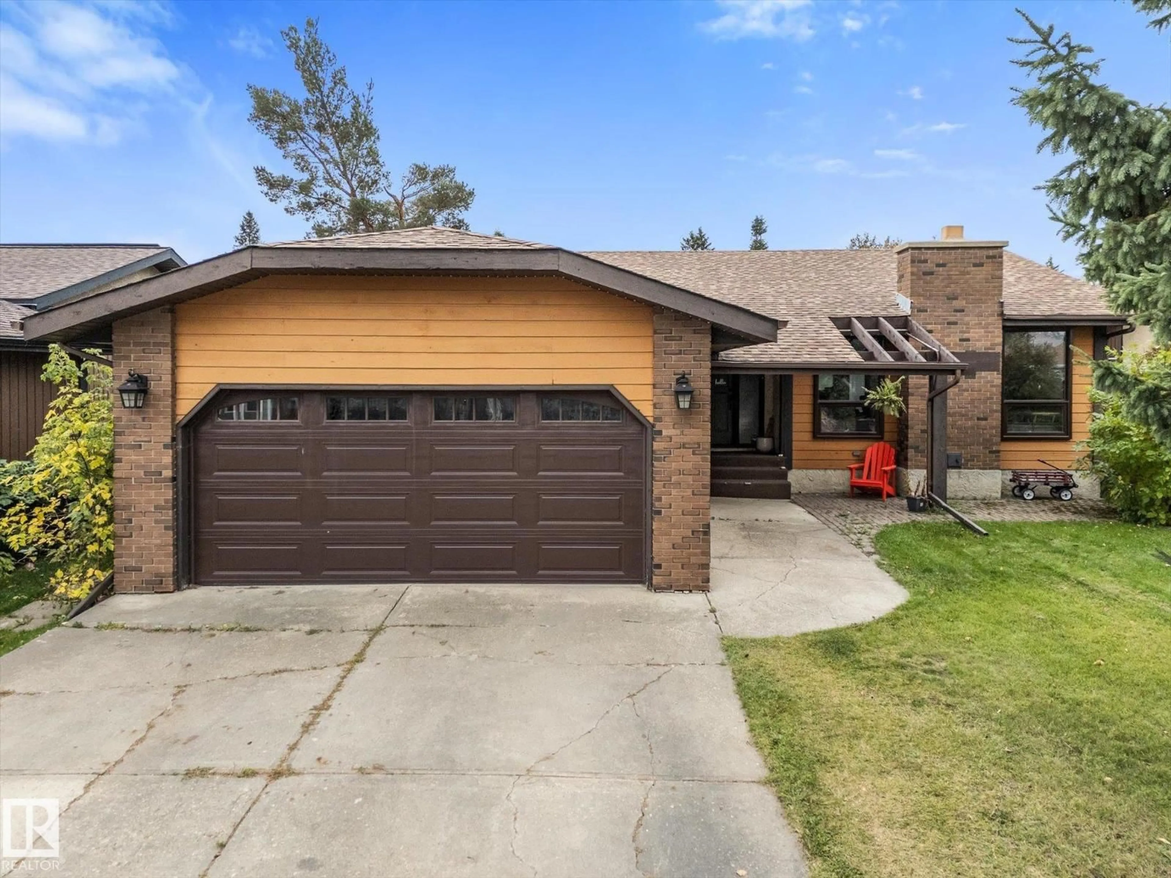 Home with brick exterior material, street for 6 MARMOT AV, Spruce Grove Alberta T7X3L5