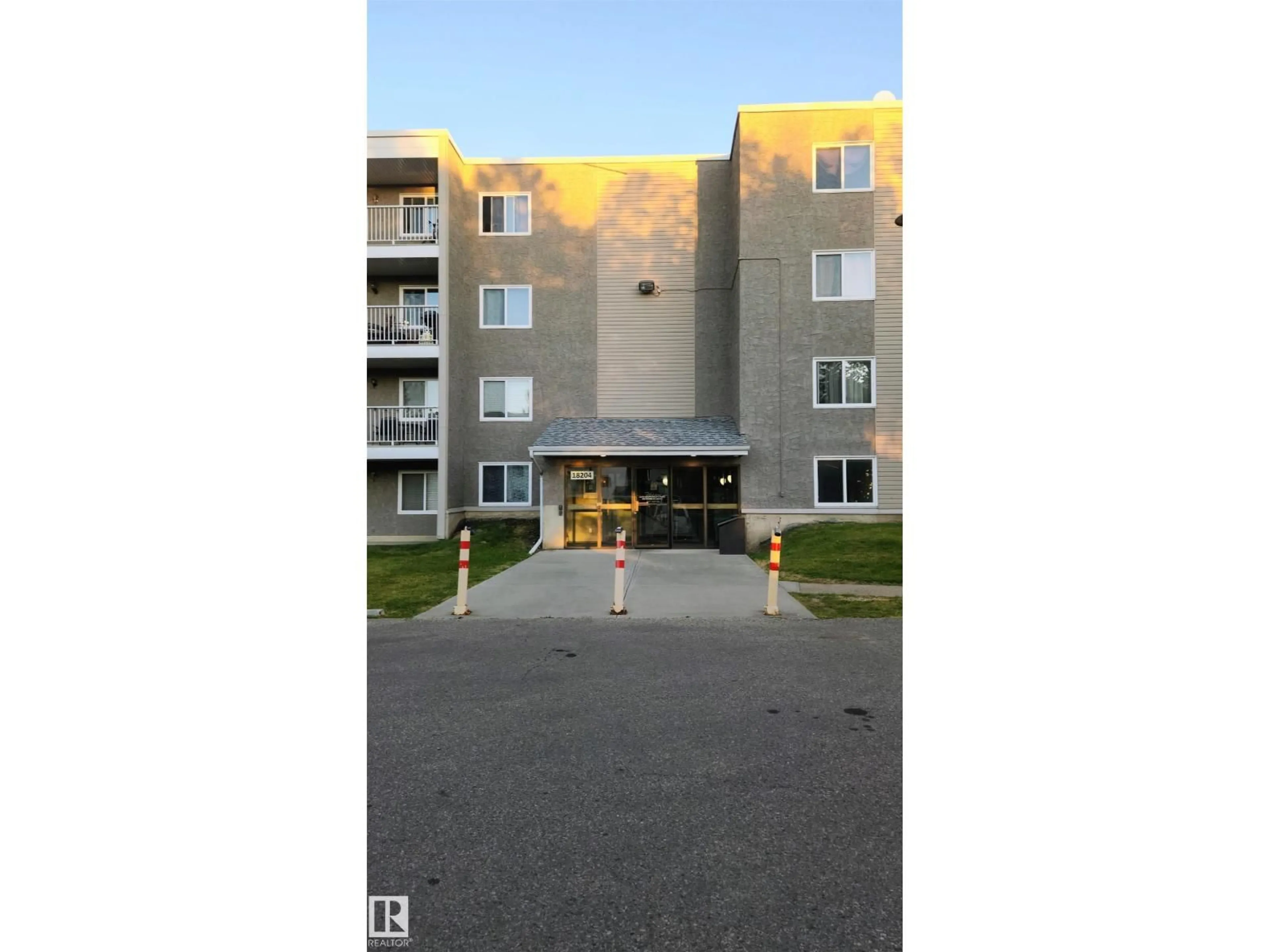 Unknown for 109 - 18204 93 AV, Edmonton Alberta T5T2V2