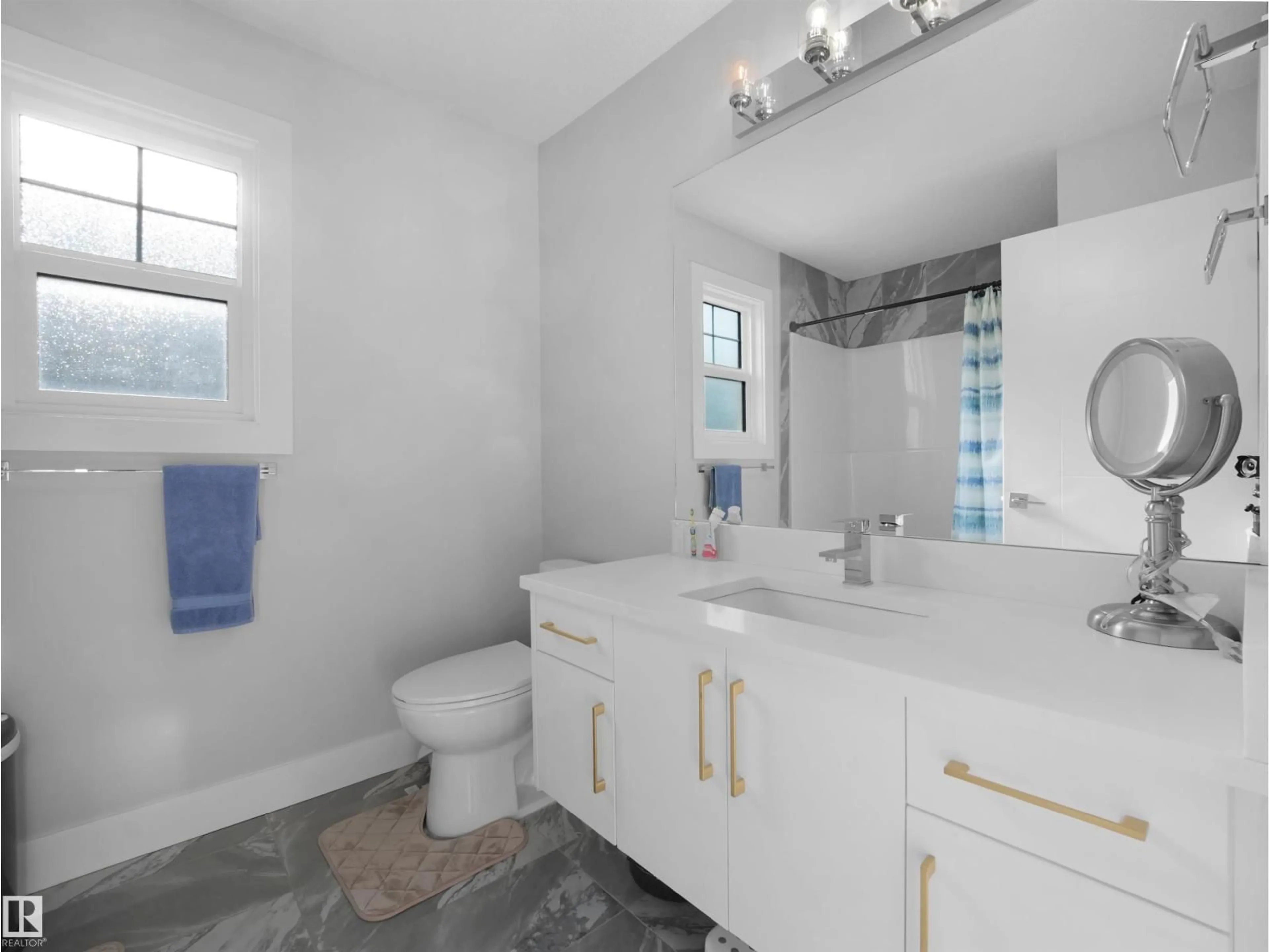 Standard bathroom, ceramic/tile floor for #31 - 230 EDGEMONT RD, Edmonton Alberta T6M0Y8