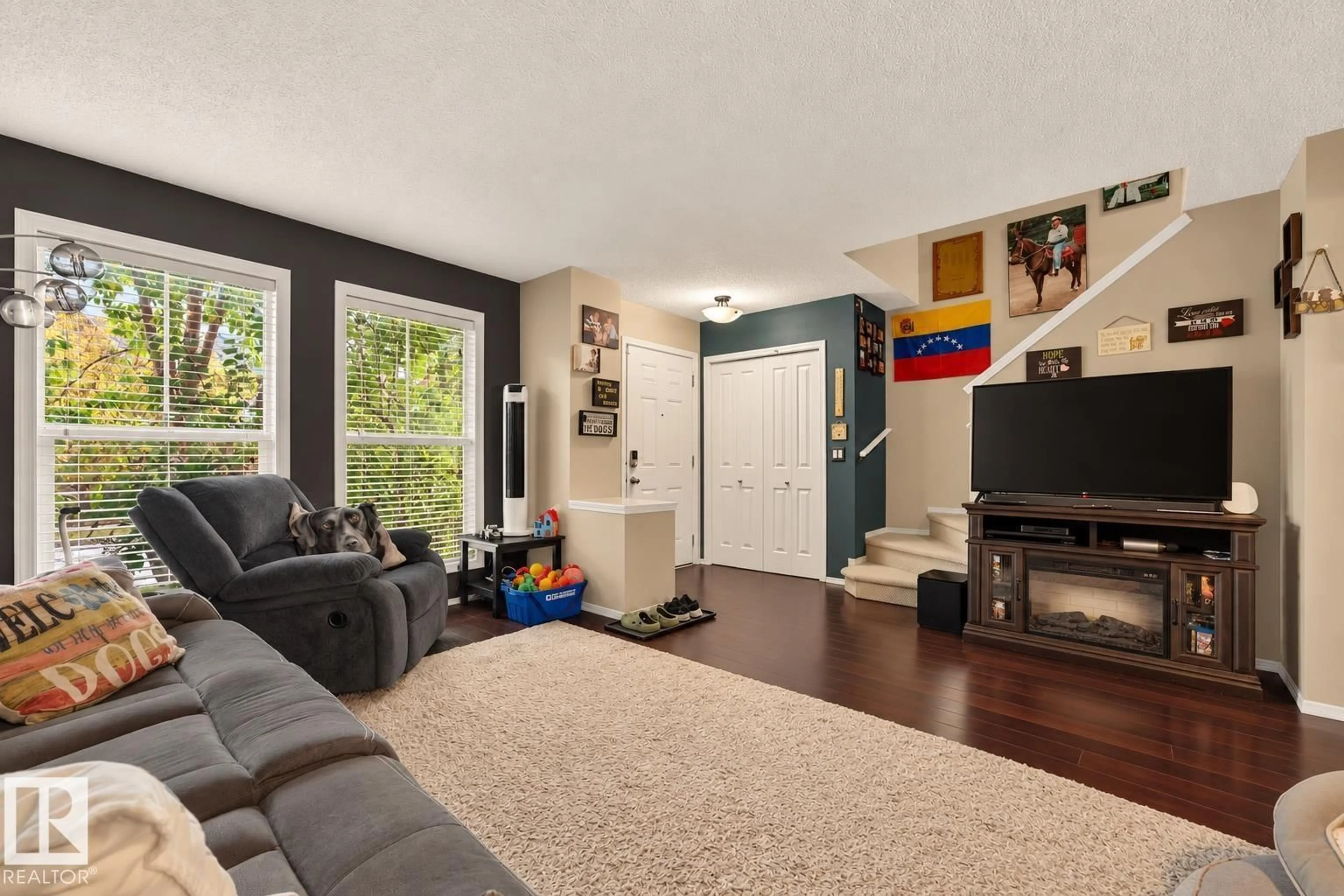 Living room with furniture, unknown for NW - 5608 202 ST, Edmonton Alberta T6M0B3