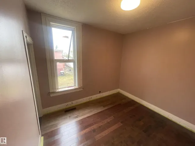 11444 97 ST, Edmonton 5
