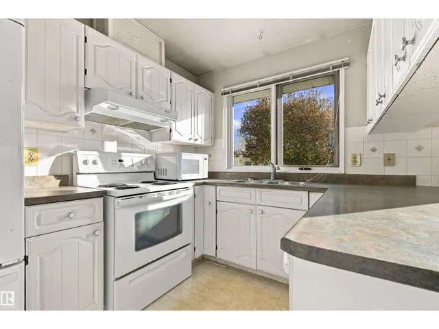 3143 78 ST, Edmonton 5