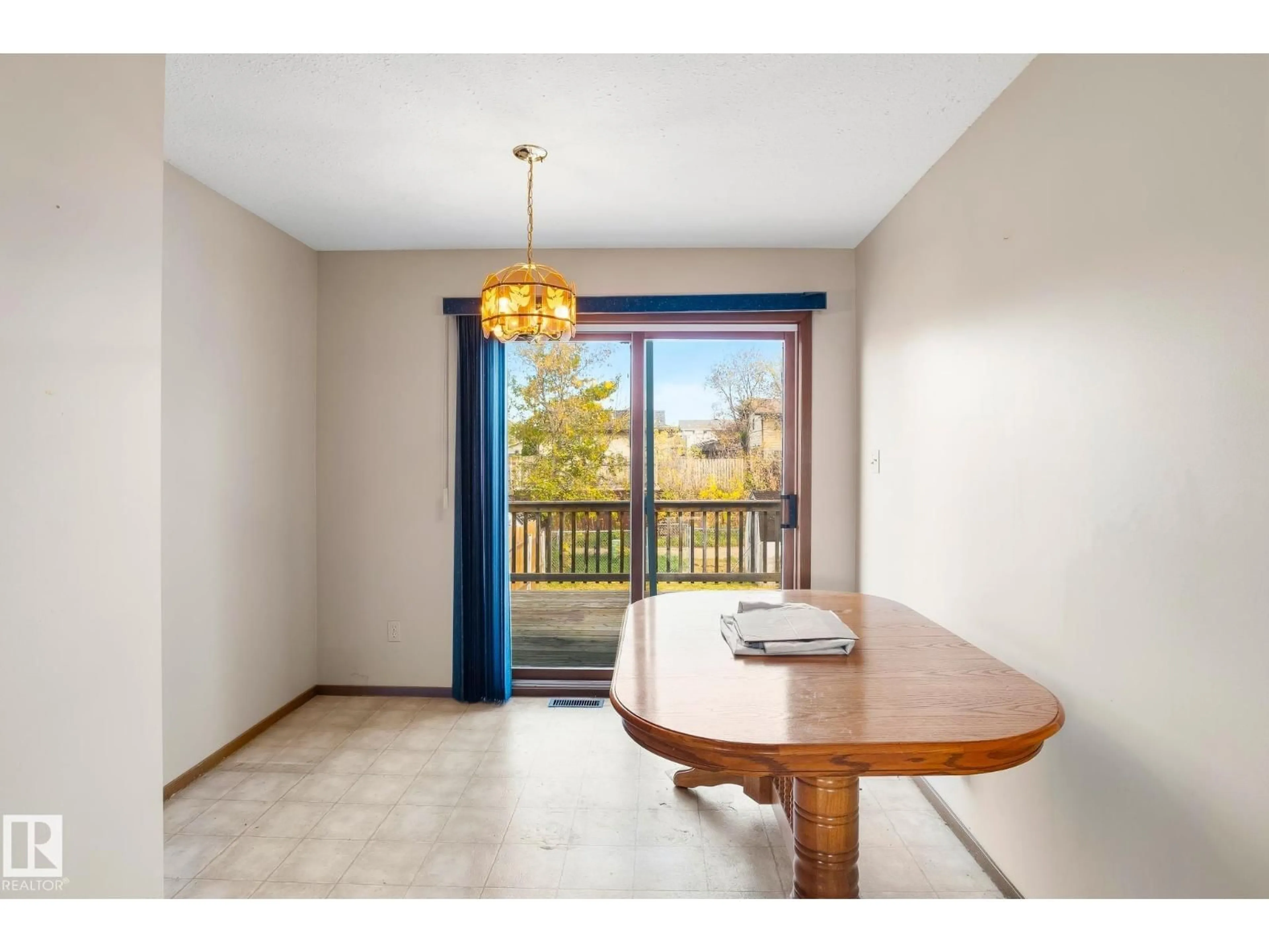 Dining room, wood/laminate floor for 4210 50 AV, Cold Lake Alberta T9M2B3
