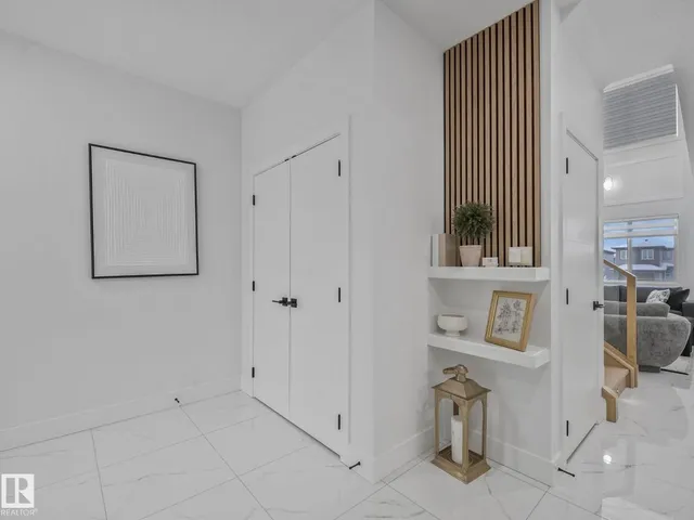 19308 30 AVENUE NW, Edmonton 3