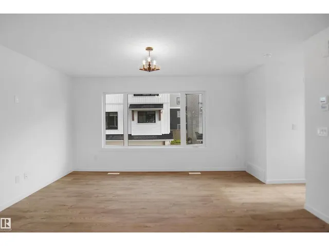 525 - 50 SECORD BV, Edmonton 4