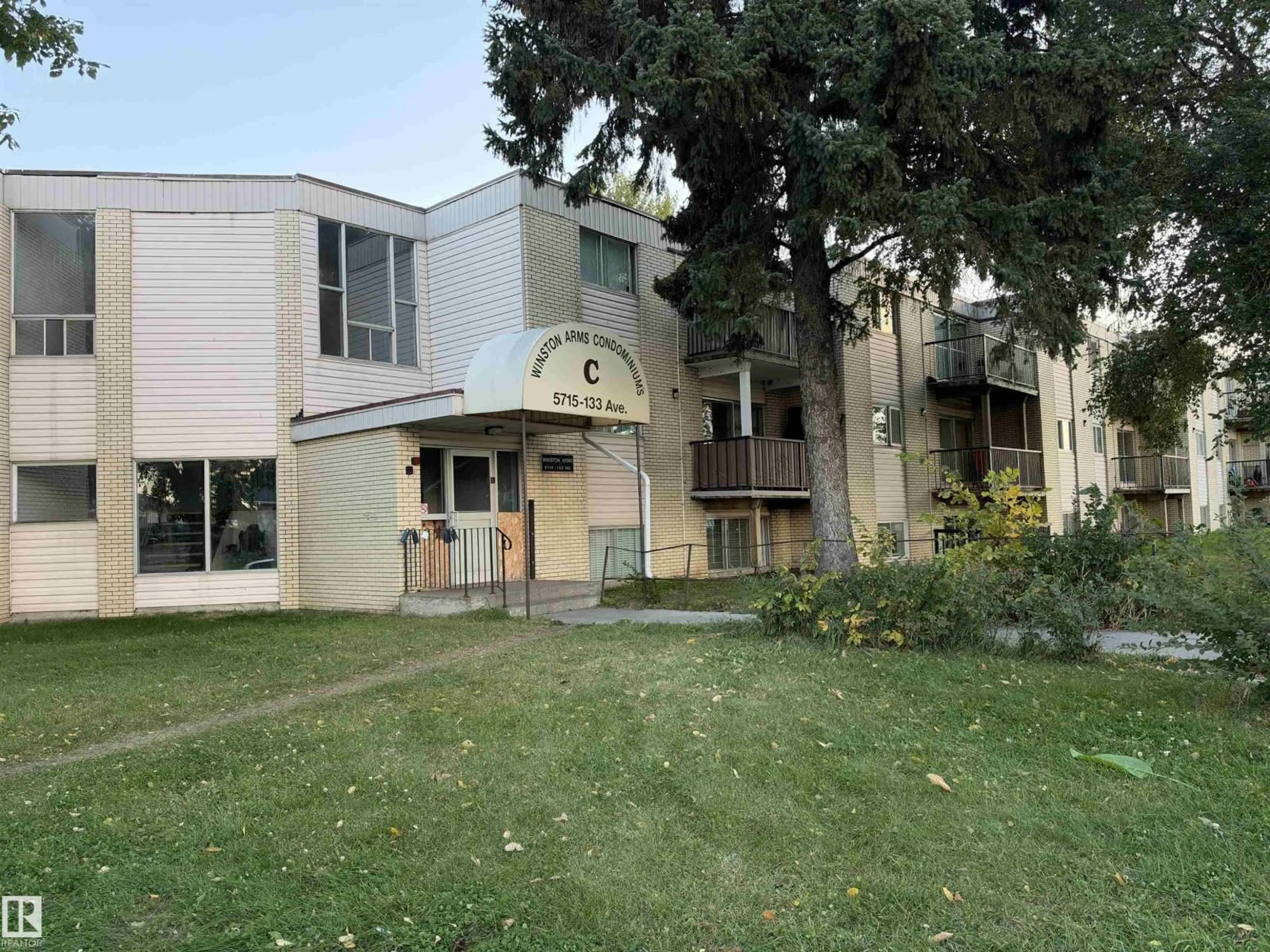 Unknown for #3B - 13230 FORT RD, Edmonton Alberta T5A1C2