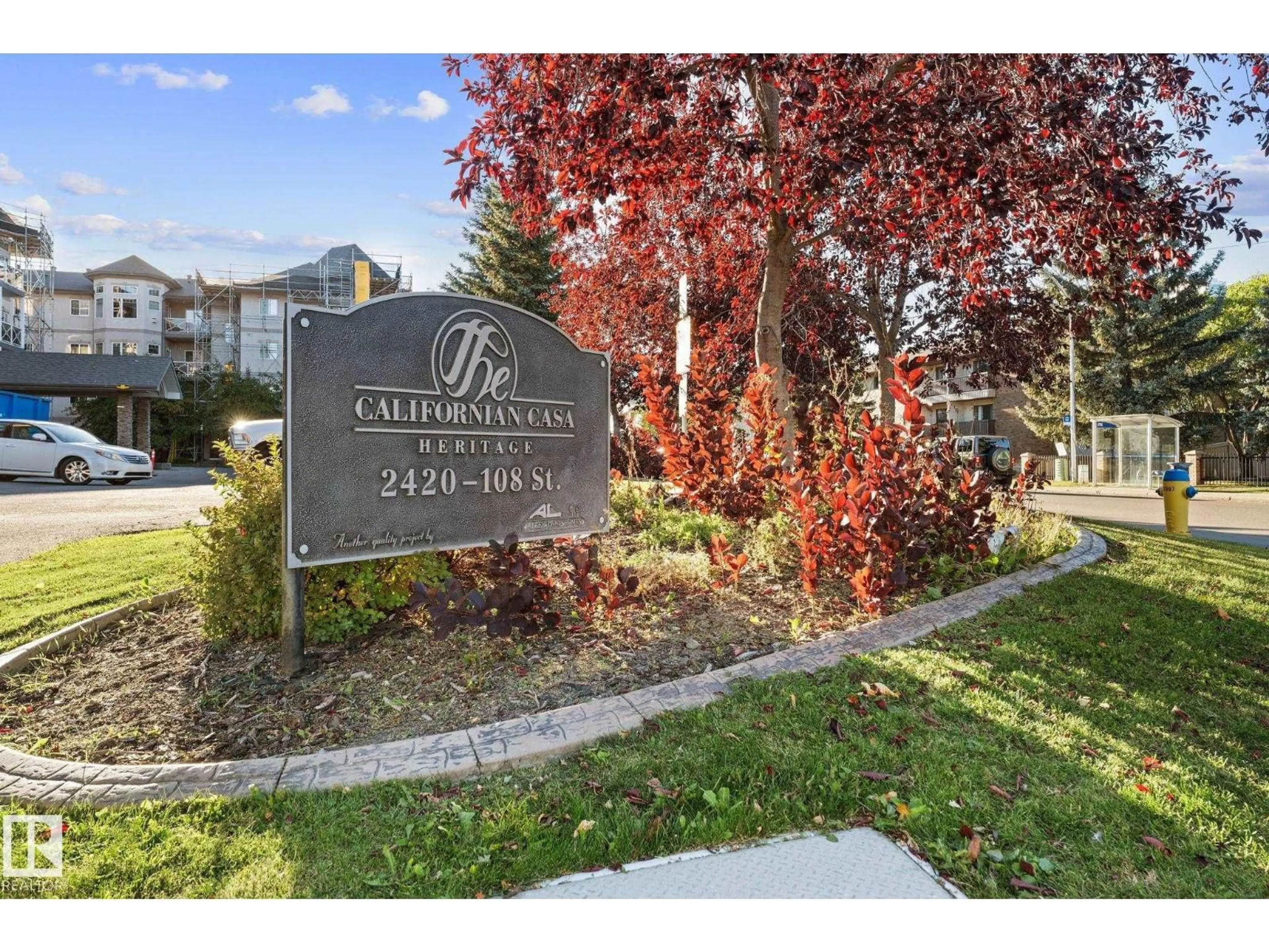 Indoor foyer for 207 - 2420 108 ST, Edmonton Alberta T6J7J3
