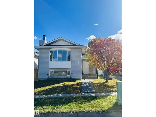 289 TOCHER AV, Hinton