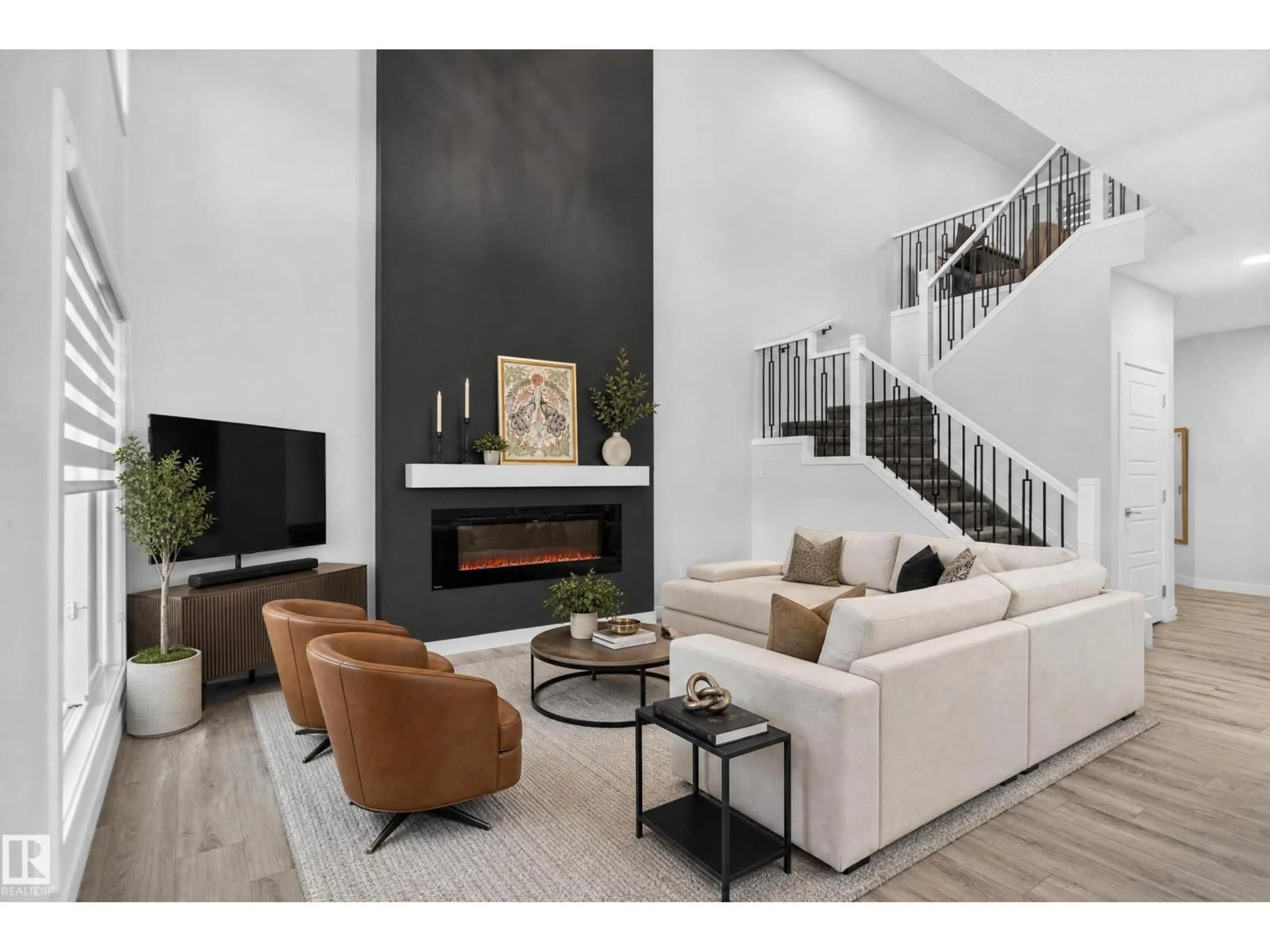 Living room with furniture, unknown for 103 EDGEFIELD WY, St. Albert Alberta T8N8A8