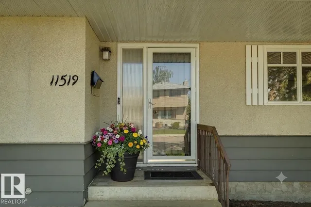 11519 42 AV, Edmonton 2