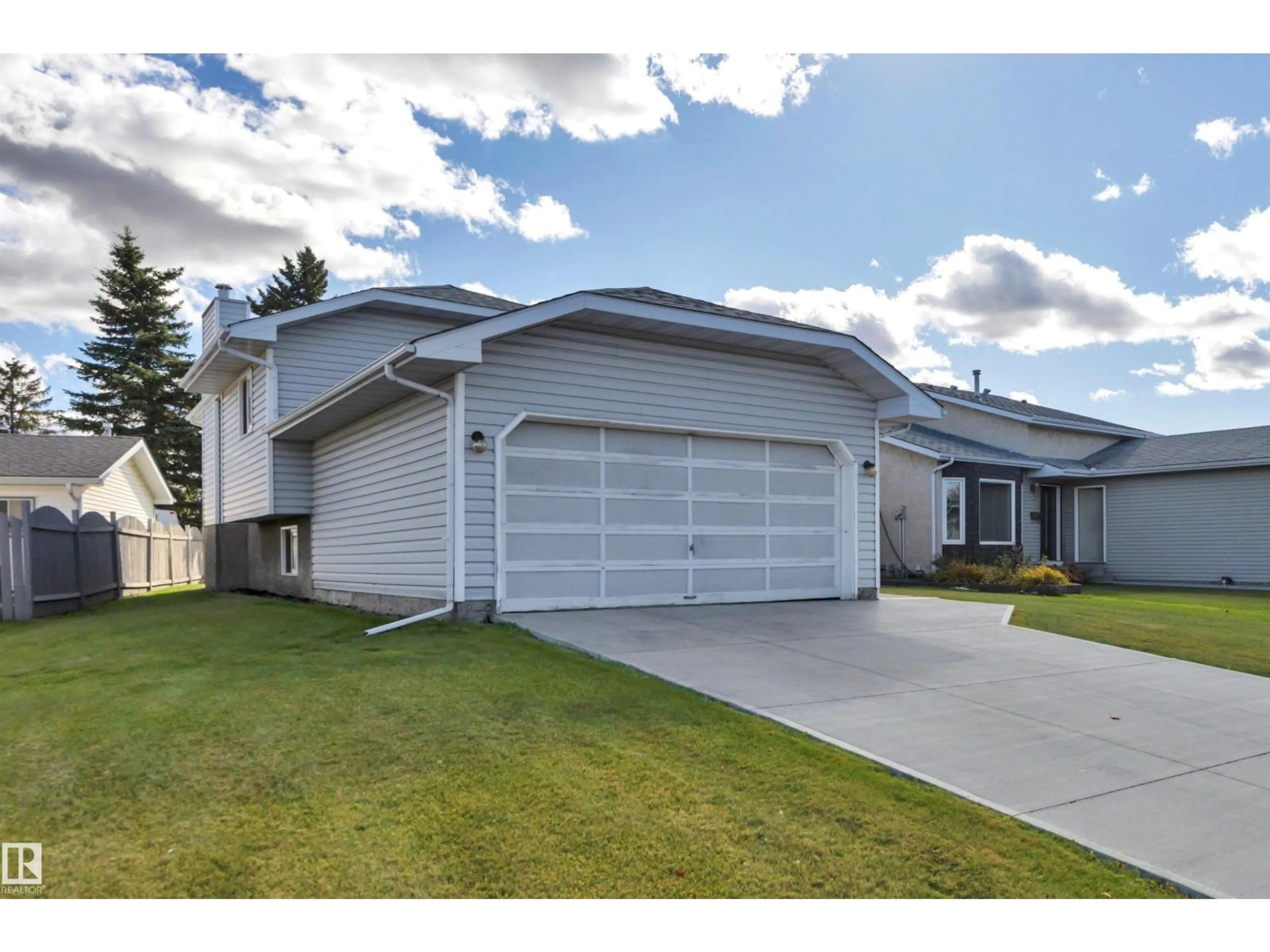 Unknown for 14819 35 ST, Edmonton Alberta T5Y2H8