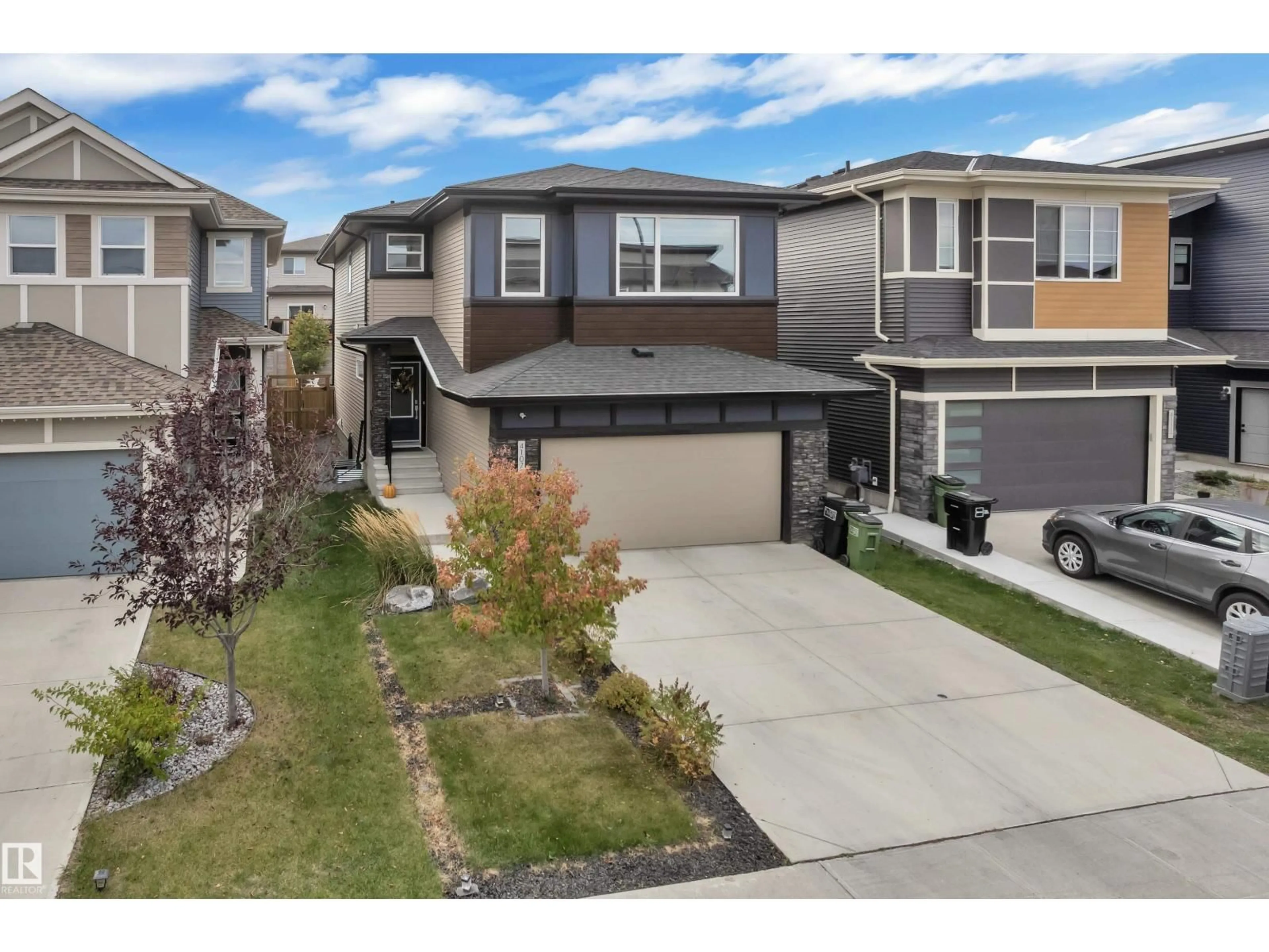 Home with vinyl exterior material, street for 4107 5 AV, Edmonton Alberta T6X2L7