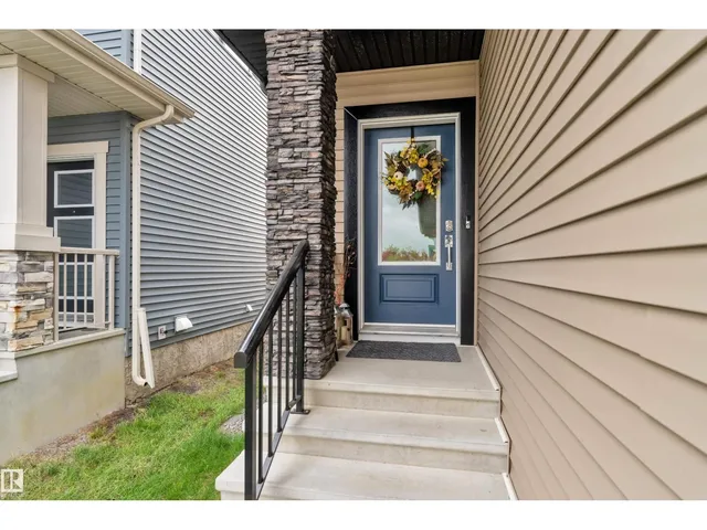 4107 5 AV, Edmonton 3