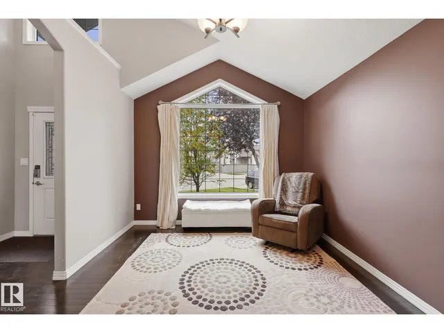 1209 CUNNINGHAM DR, Edmonton 5