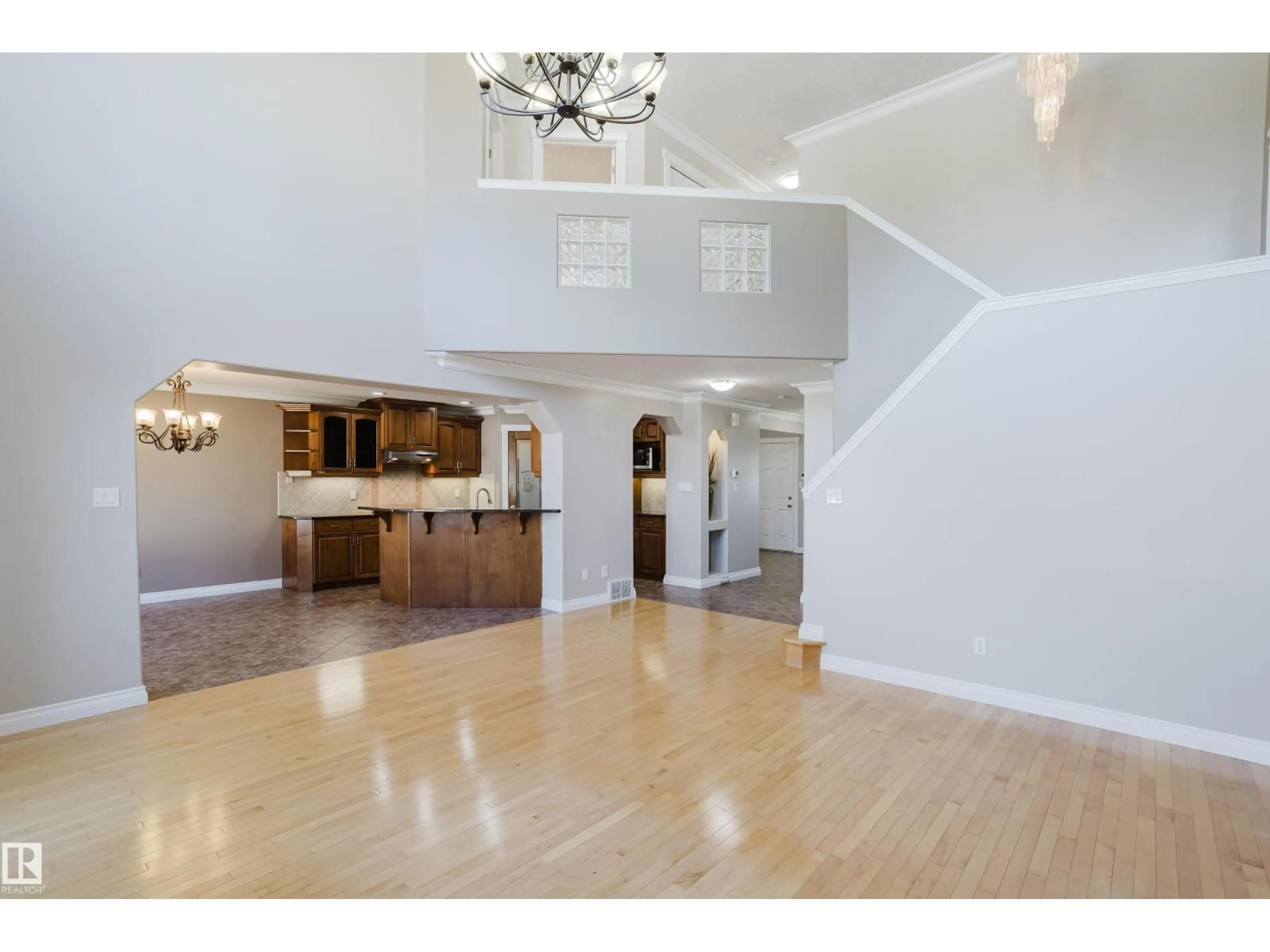 Indoor foyer for 11616 174 AV, Edmonton Alberta T5X0A3