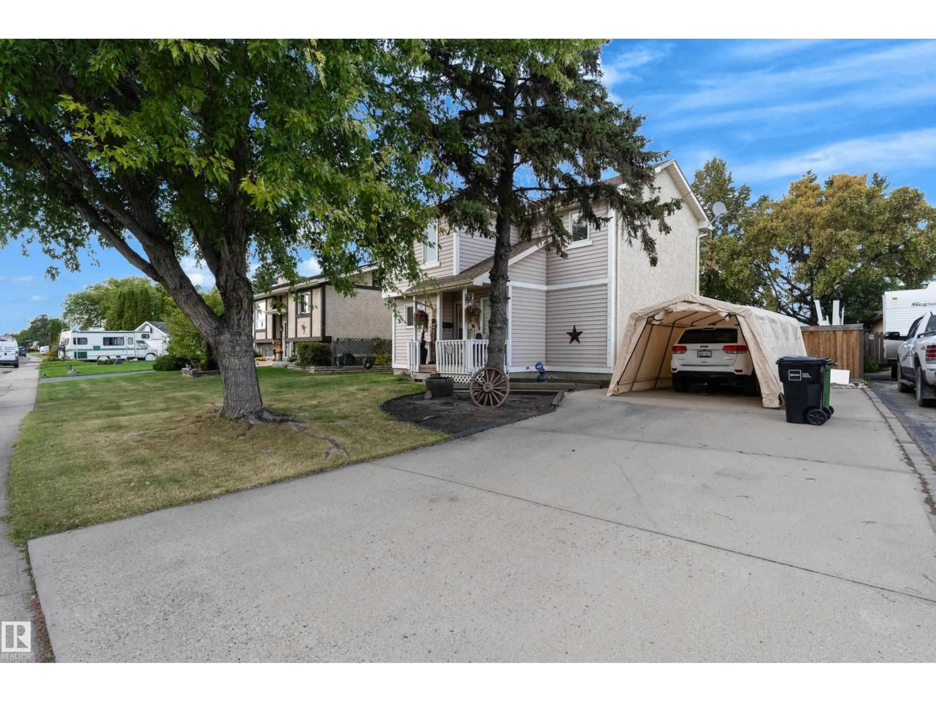 Unknown for NW - 1920 145 AV, Edmonton Alberta T5Y1V3