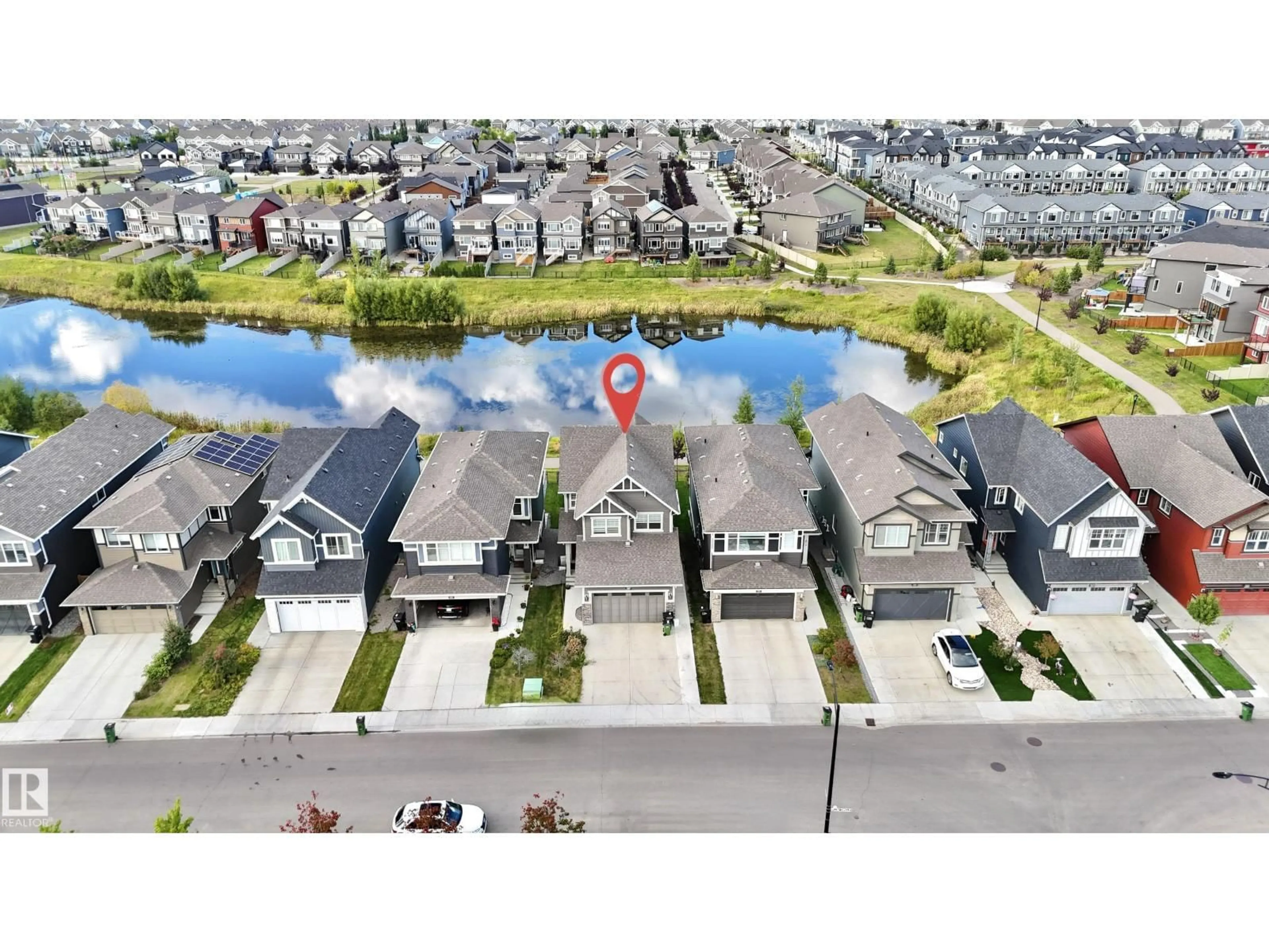 A pic from outside/outdoor area/front of a property/back of a property/a pic from drone, water/lake/river/ocean view for CI SW - 1583 PLUM CIRCLE, Edmonton Alberta T6X2W9