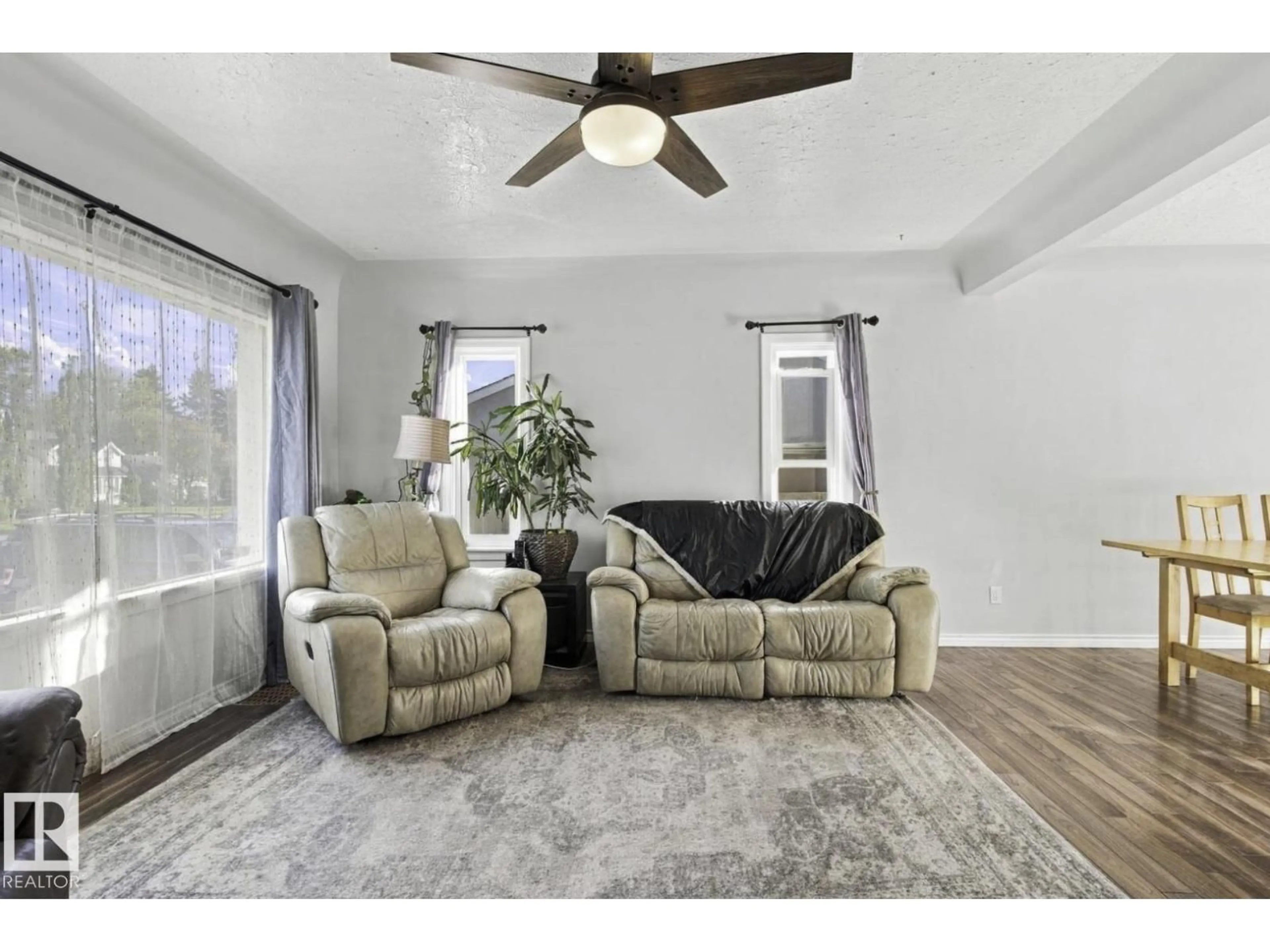 Living room with furniture, unknown for NW - 11928 127 ST, Edmonton Alberta T5L0Z1